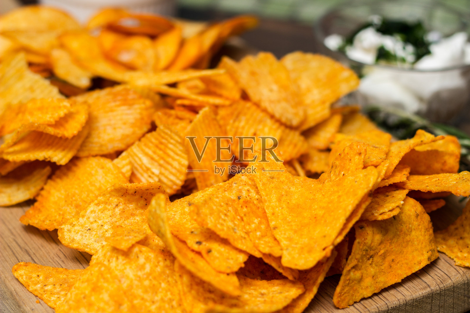 玉米片和蘸酱照片摄影图片