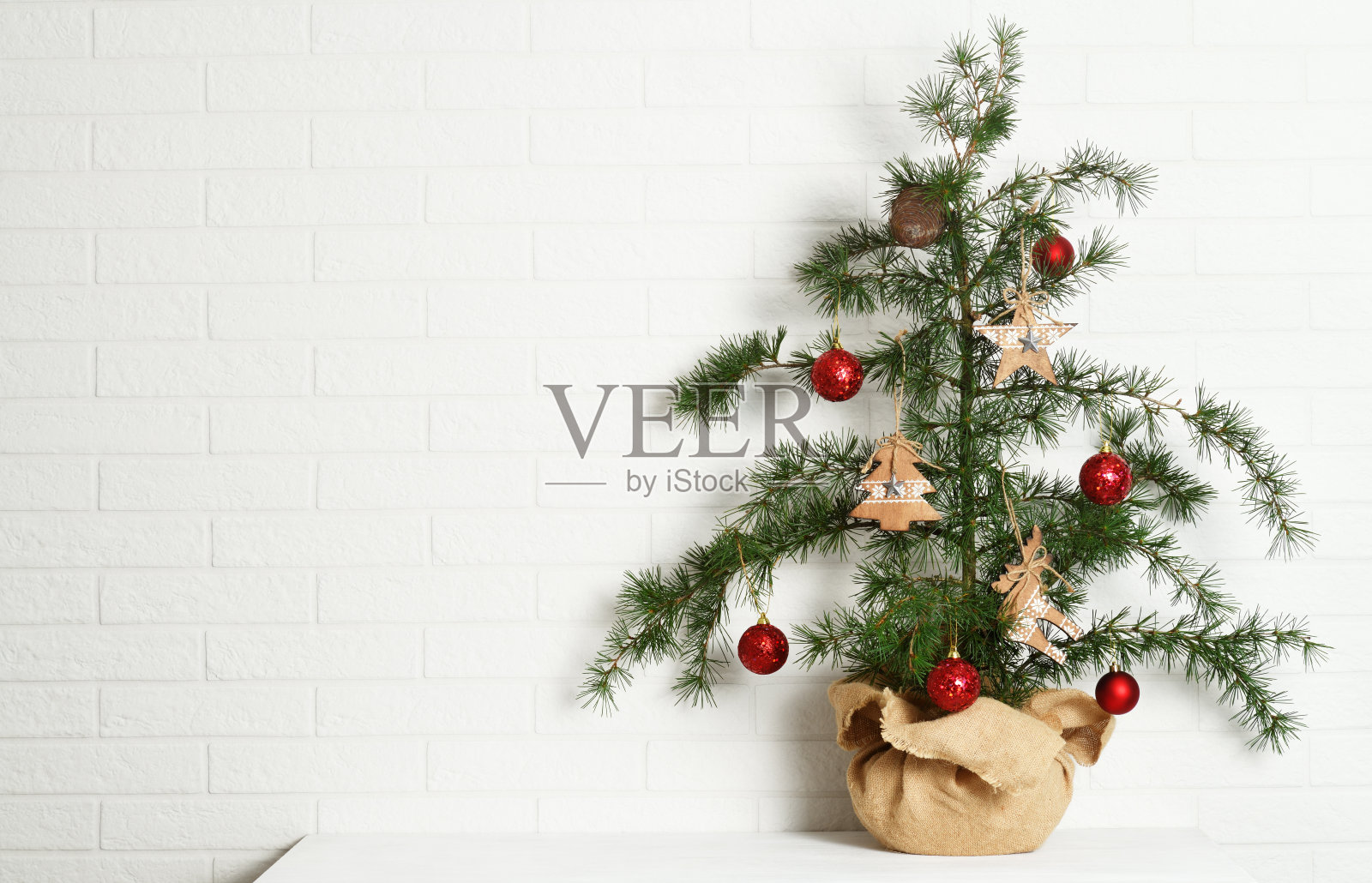 复古圣诞树照片摄影图片