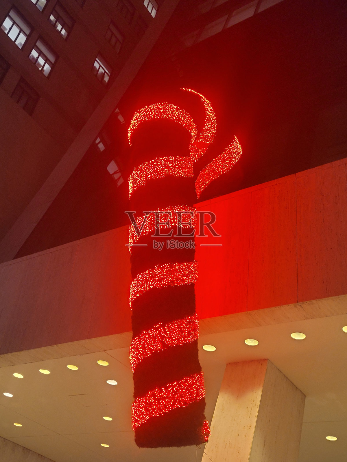 发光的拐杖糖照片摄影图片