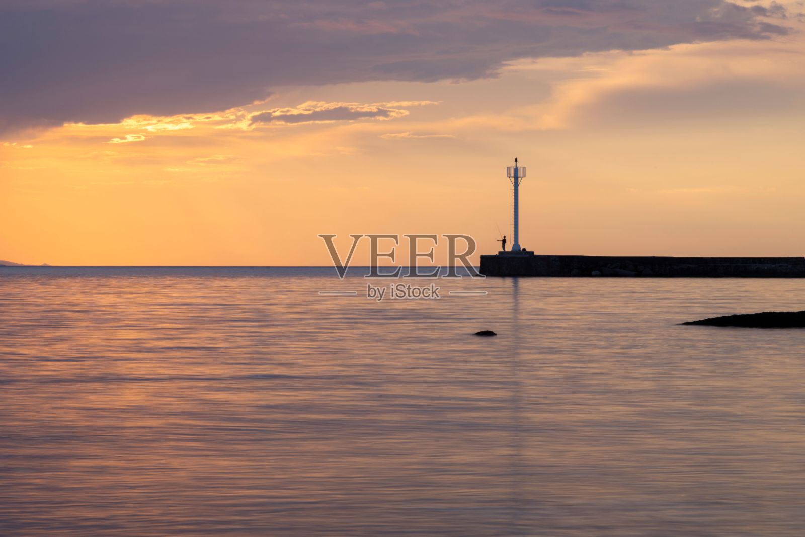 海港日落美景照片摄影图片