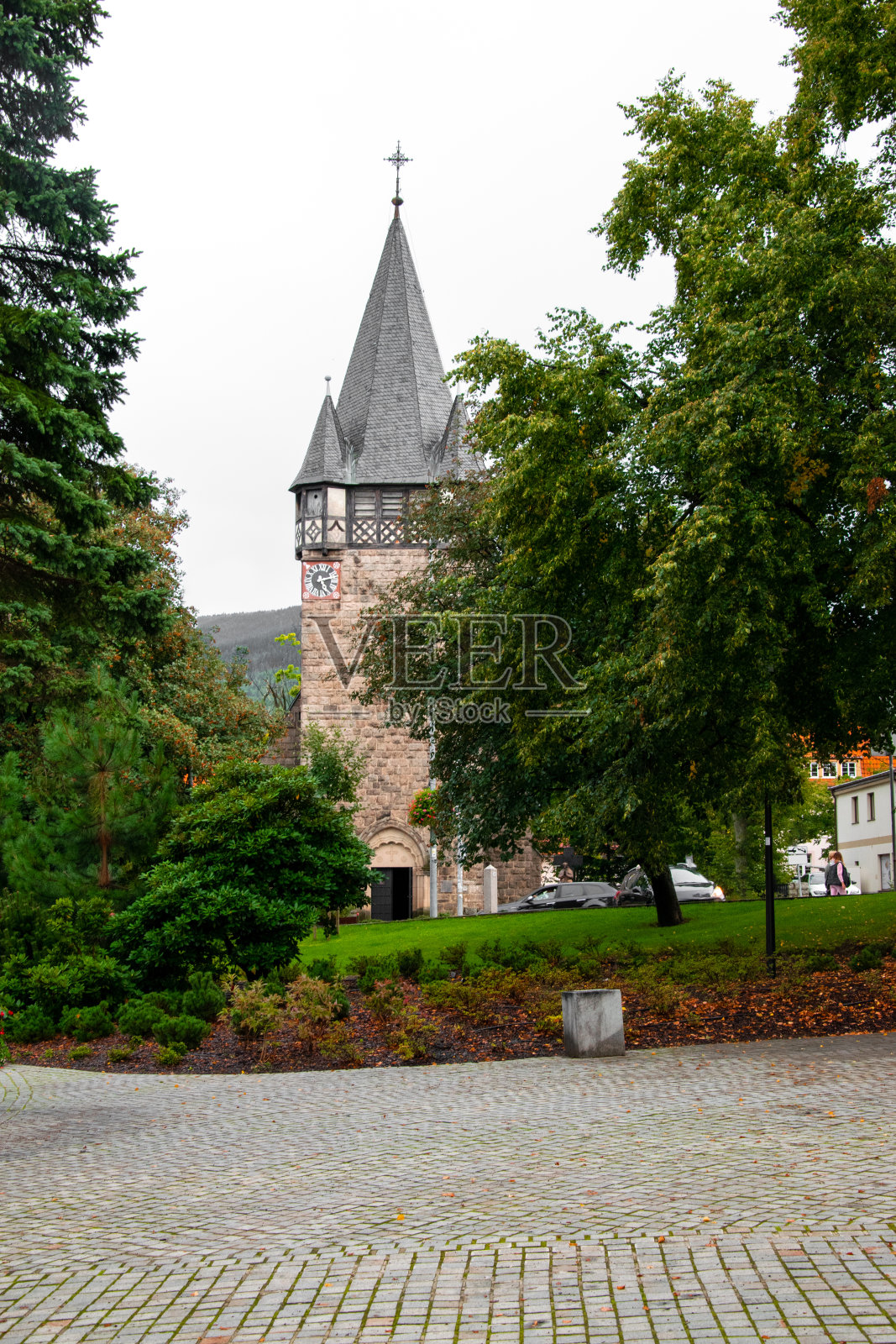 科珀斯克里斯蒂教堂，Szklarska Poreba，波兰。公园的景色照片摄影图片