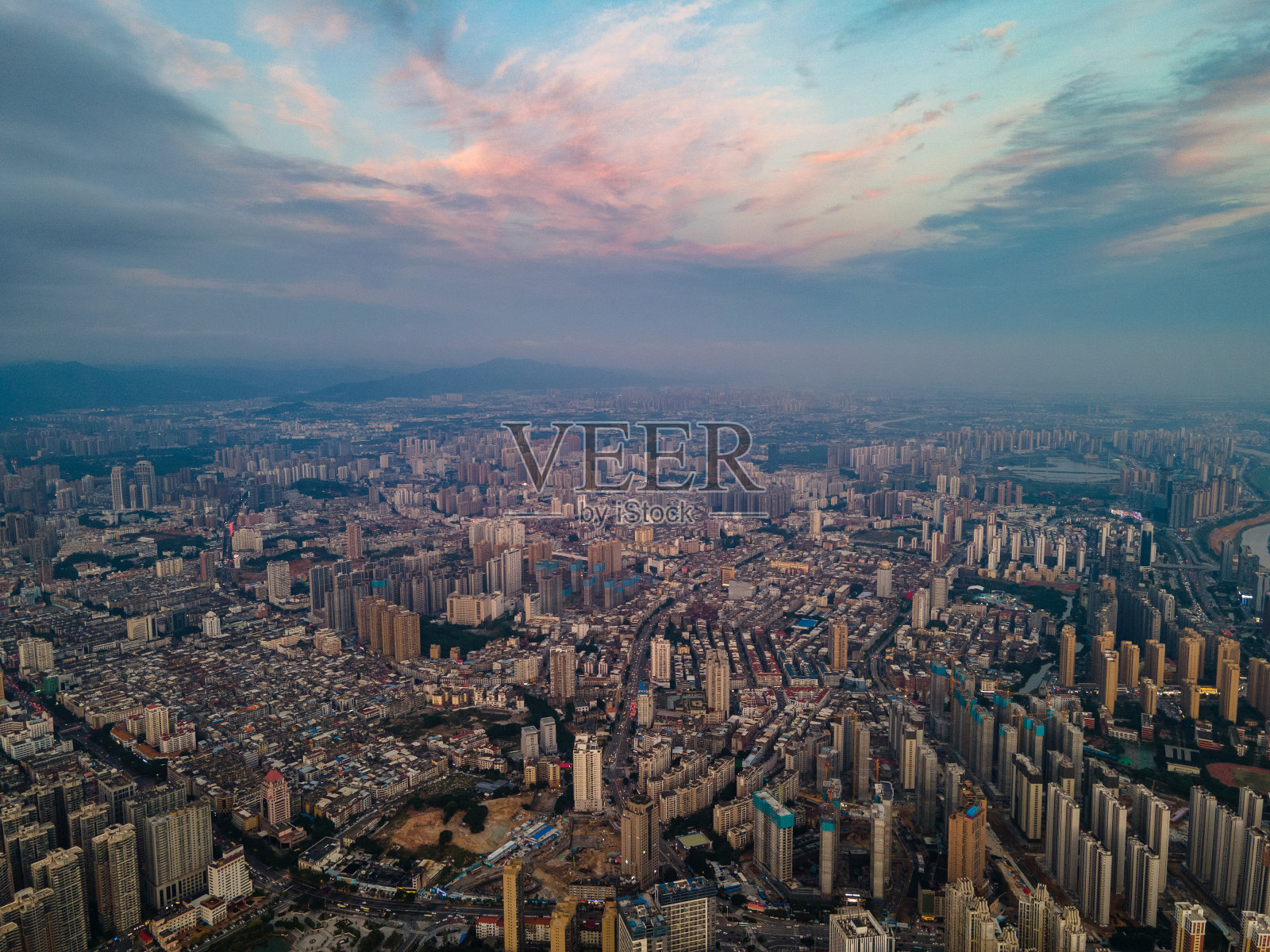 城市街区的鸟瞰图照片摄影图片