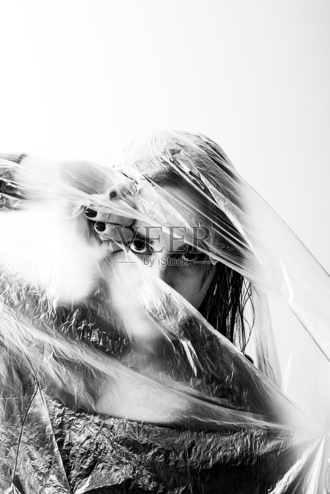 塑料环境问题与模型，爱护我们的地球照片摄影图片