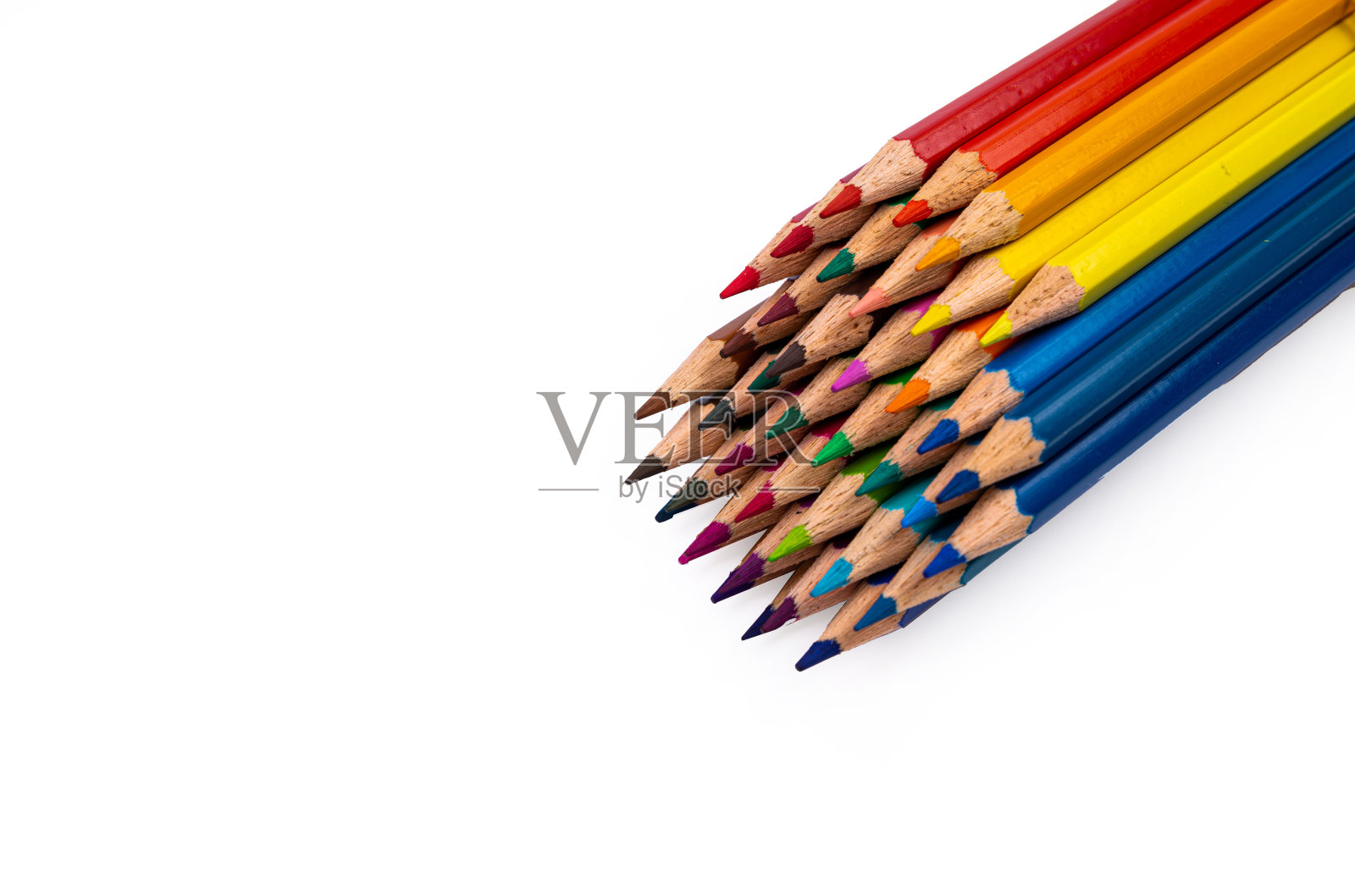 彩色背景上的彩色铅笔，特写，复制空间，现代艺术。现代设计照片摄影图片