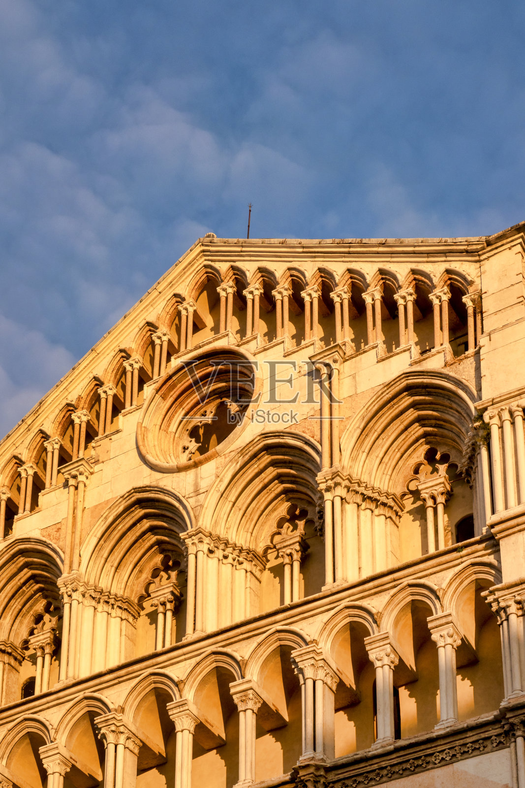 山形墙照片摄影图片