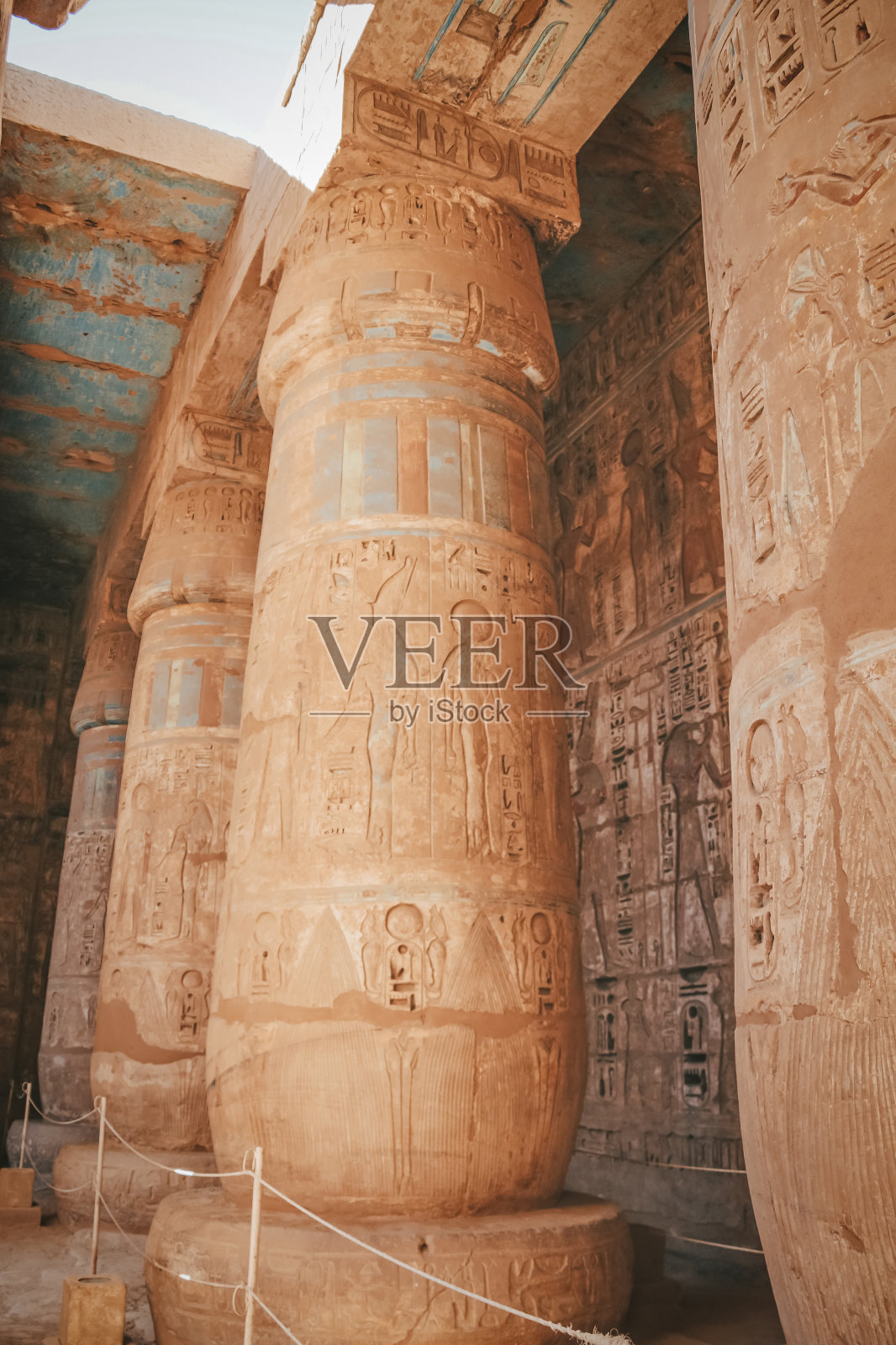 埃及卡纳克神庙遗址，卢克索最大的露天博物馆照片摄影图片