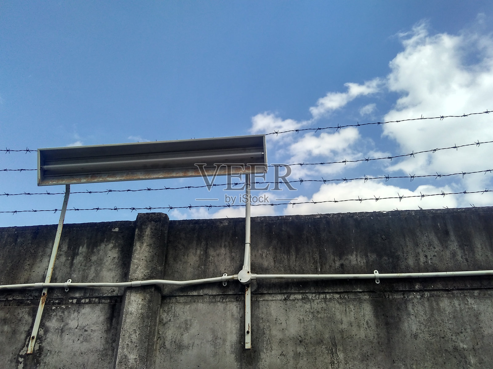 铁丝网照片摄影图片