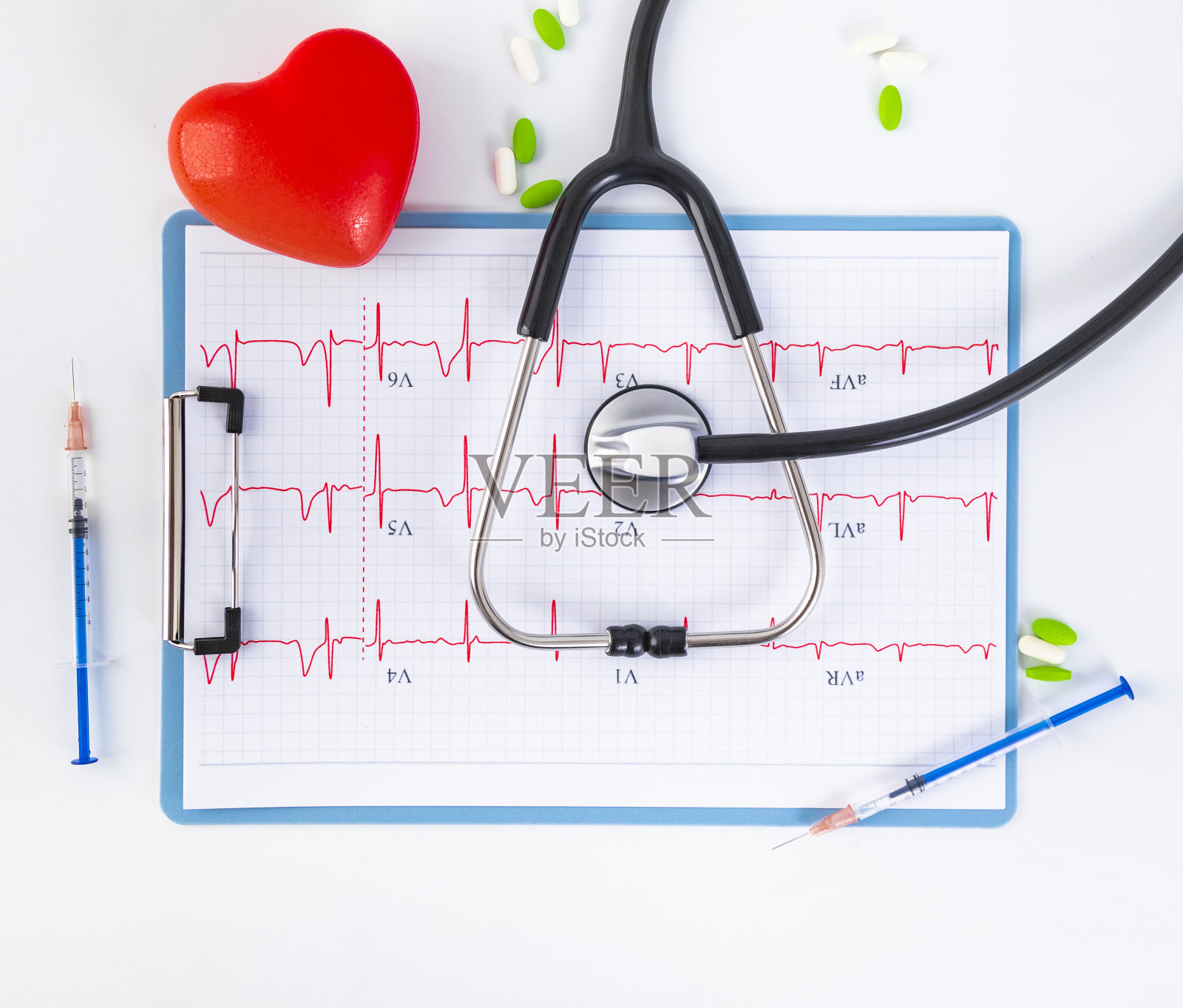 红心和听诊器照片摄影图片