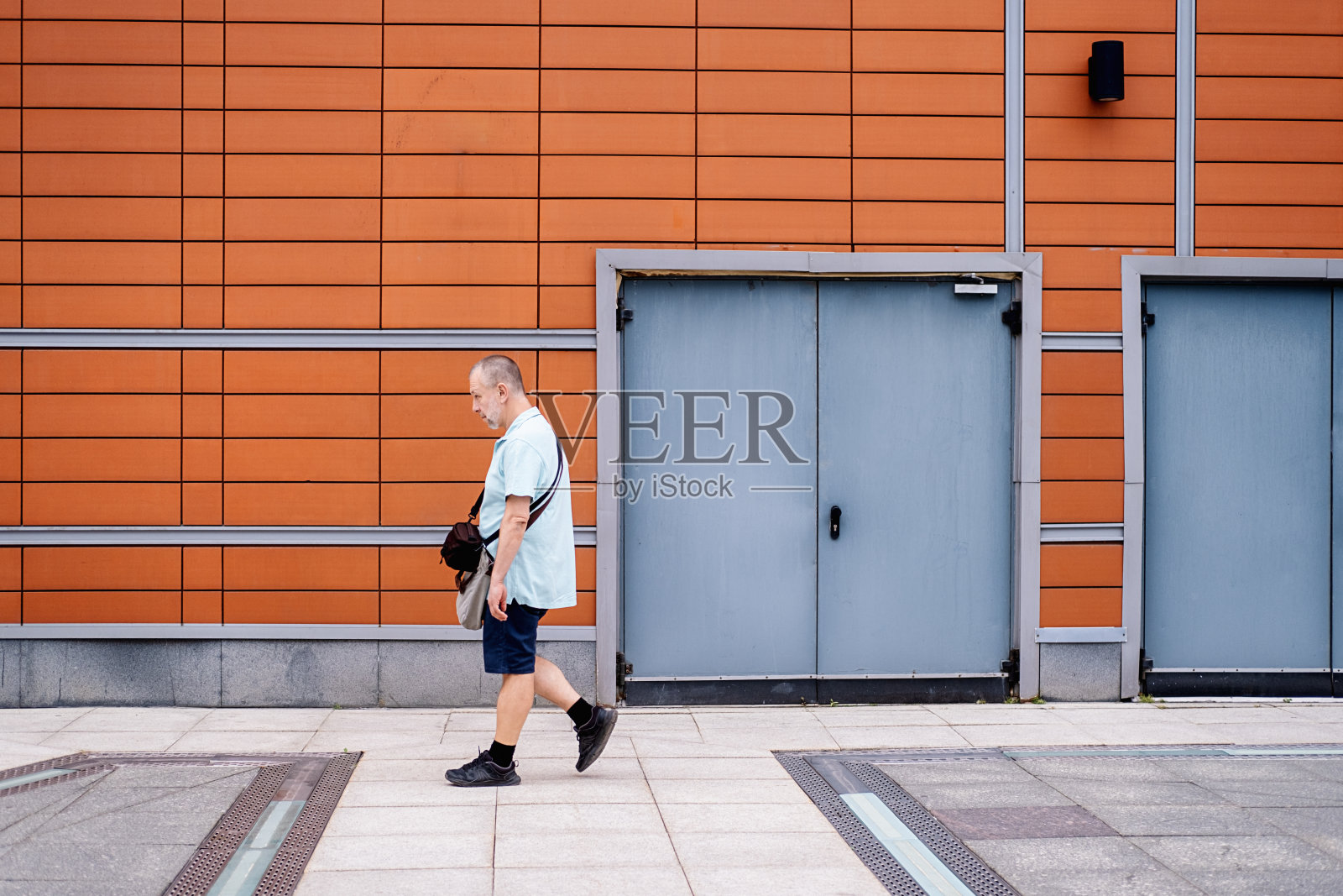 不同地方的人照片摄影图片