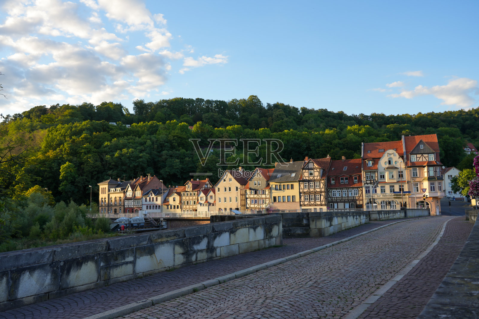 汉恩的城市和历史建筑。Munden。照片摄影图片