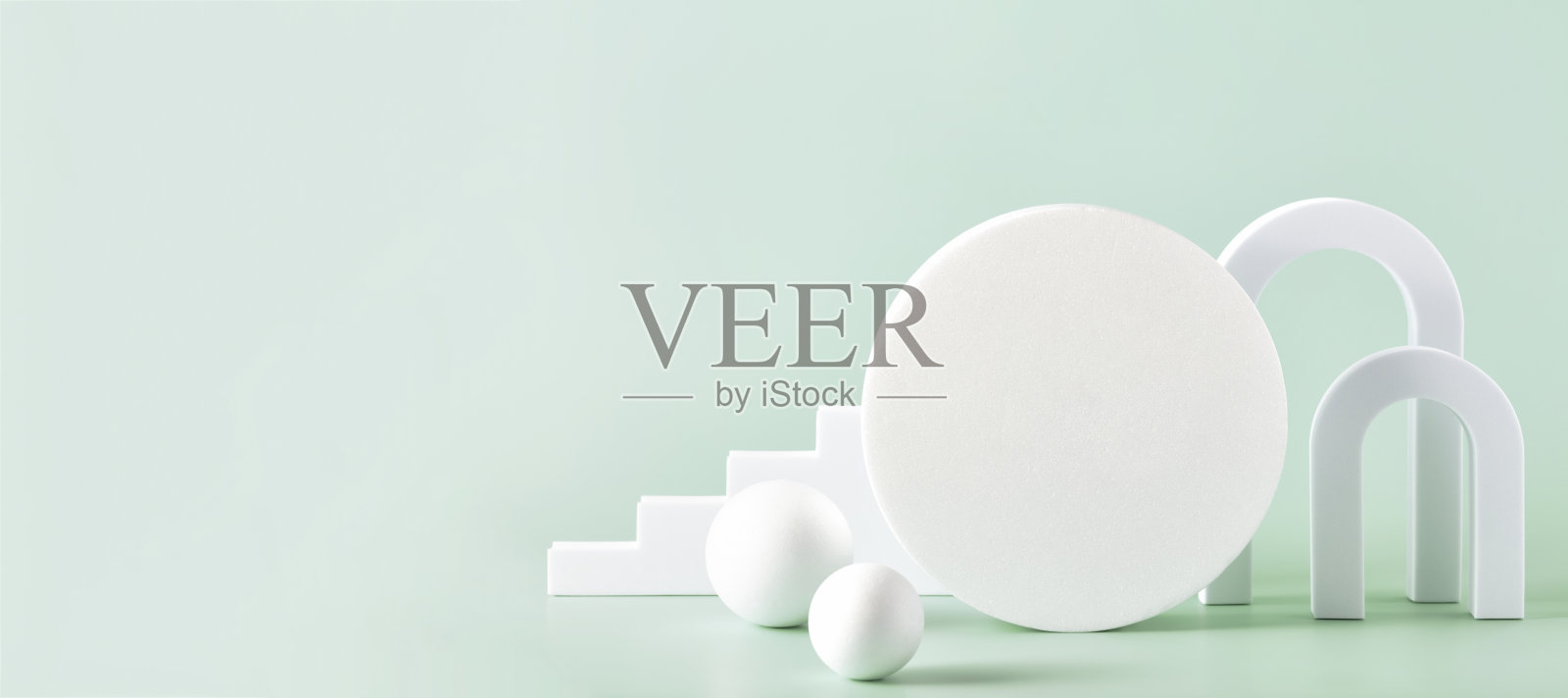 横幅。抽象的背景与各种几何形式和平台在柔和的颜色的产品展示照片摄影图片