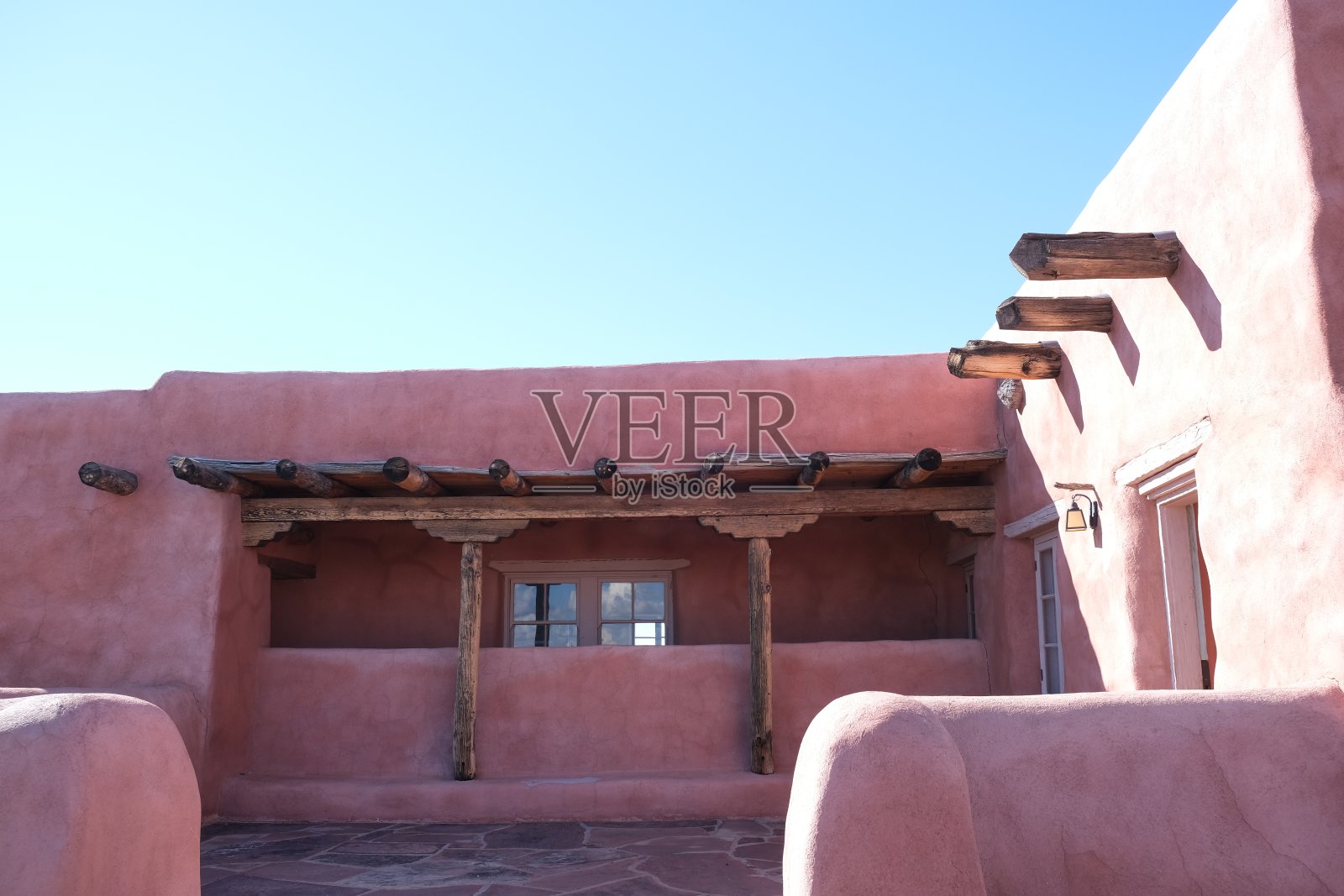 普韦布洛风格建筑的外部视图照片摄影图片