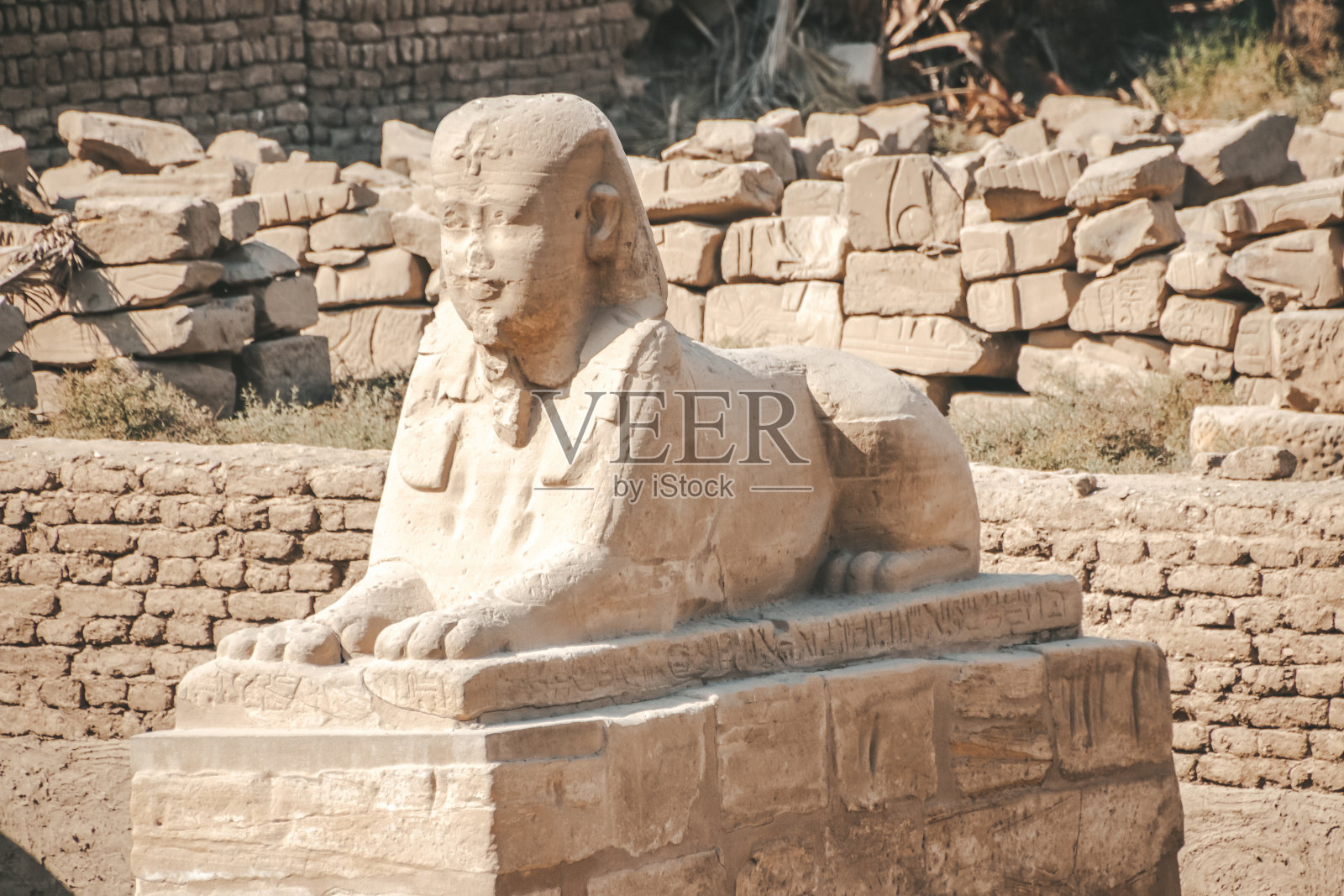 埃及卡纳克神庙遗址，卢克索最大的露天博物馆照片摄影图片