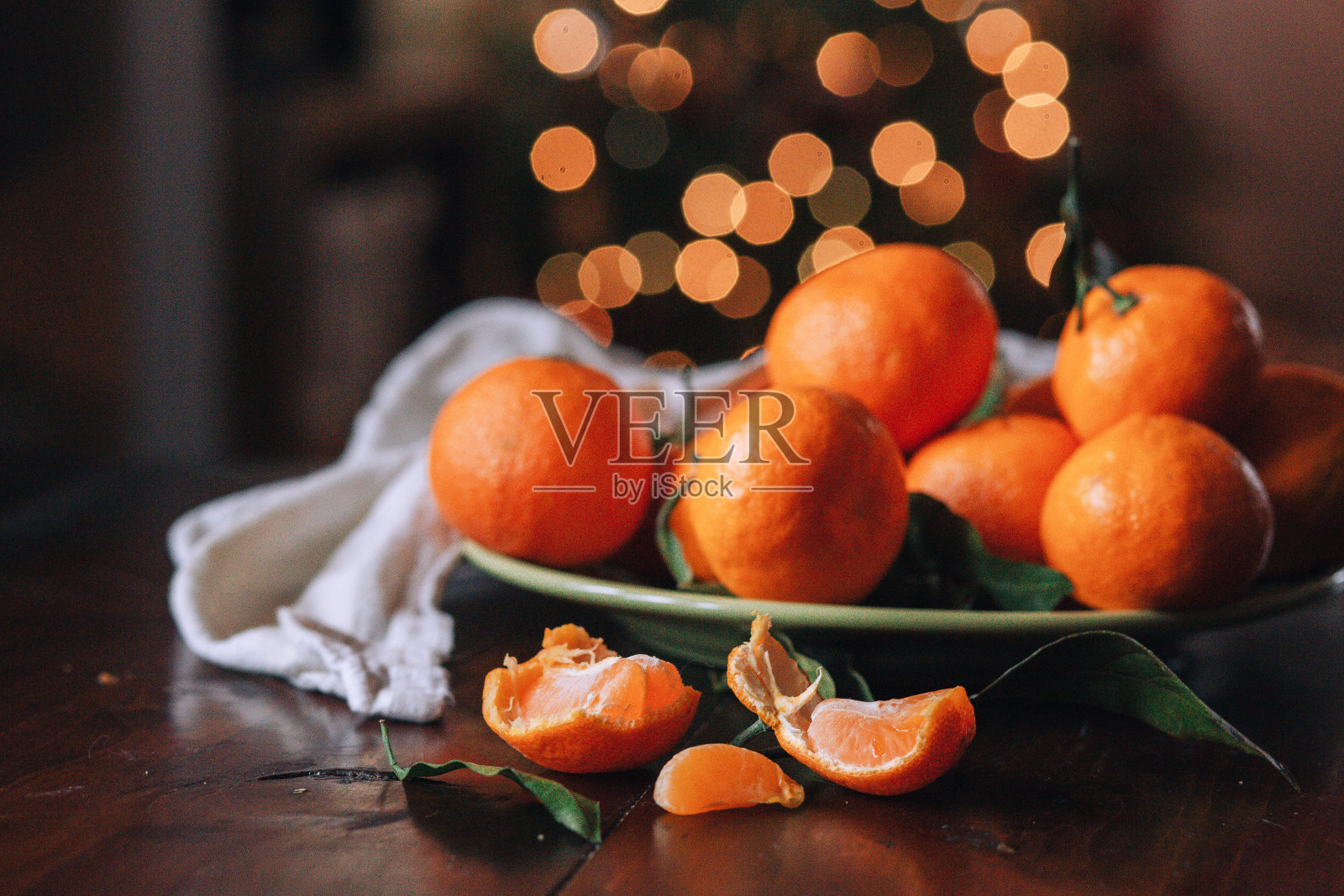 绿碗里的橘子照片摄影图片