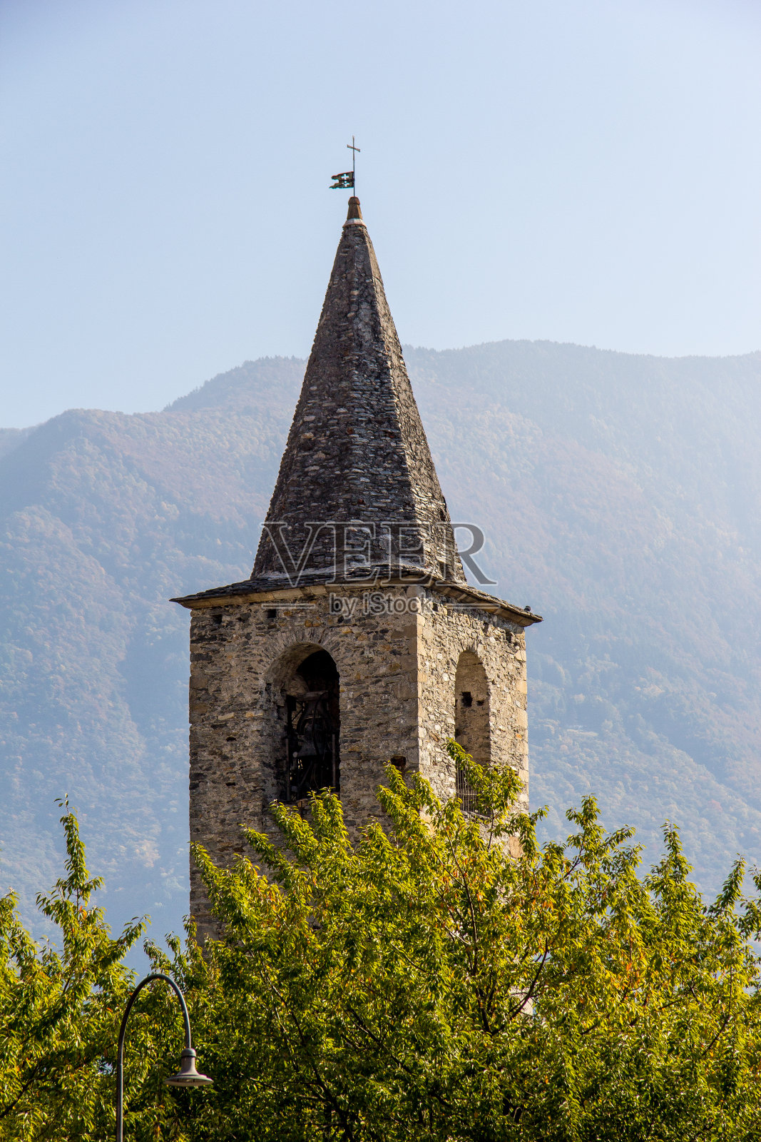 卡拉索塔尖照片摄影图片