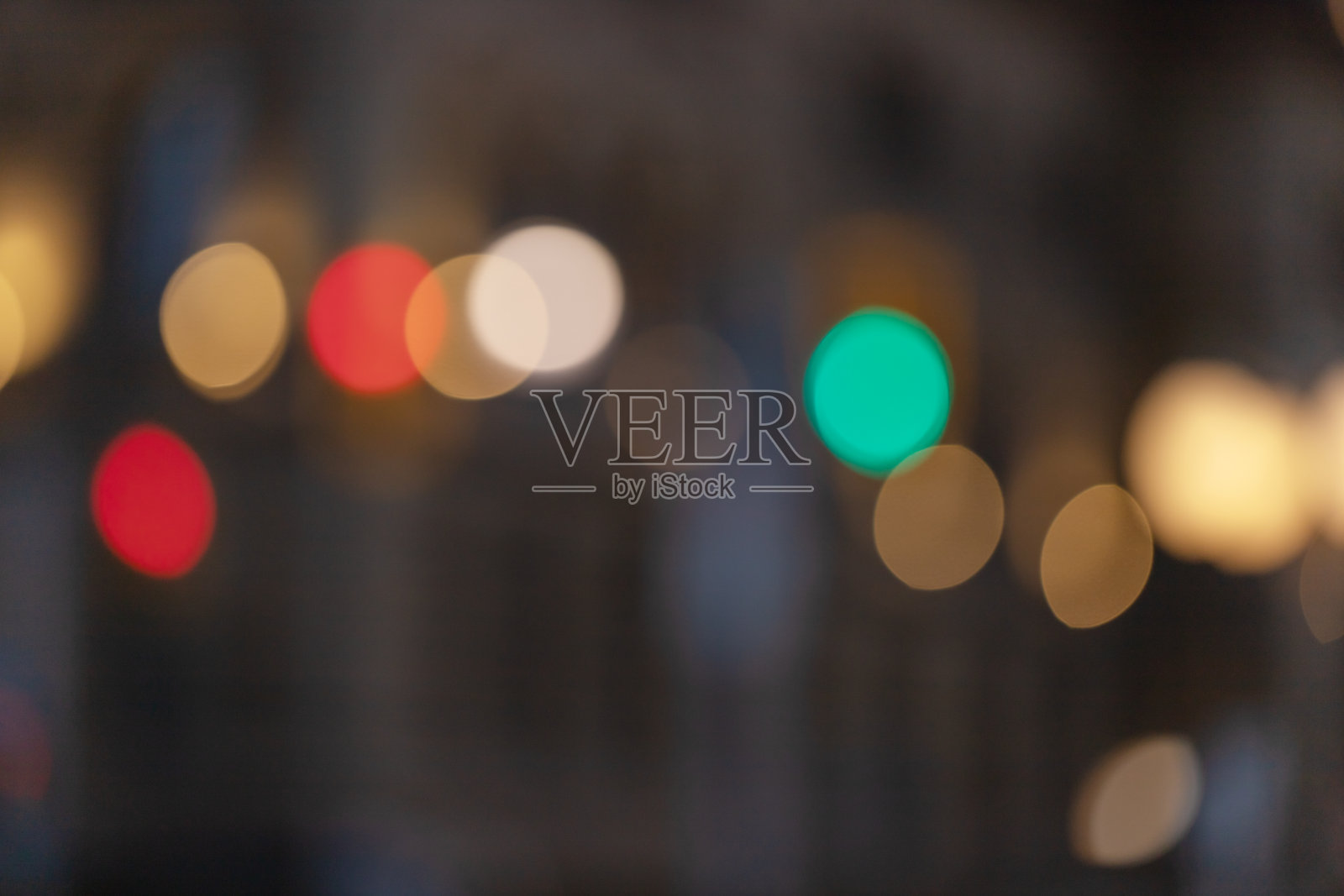 夜晚城市抽象模糊的灯光照片摄影图片