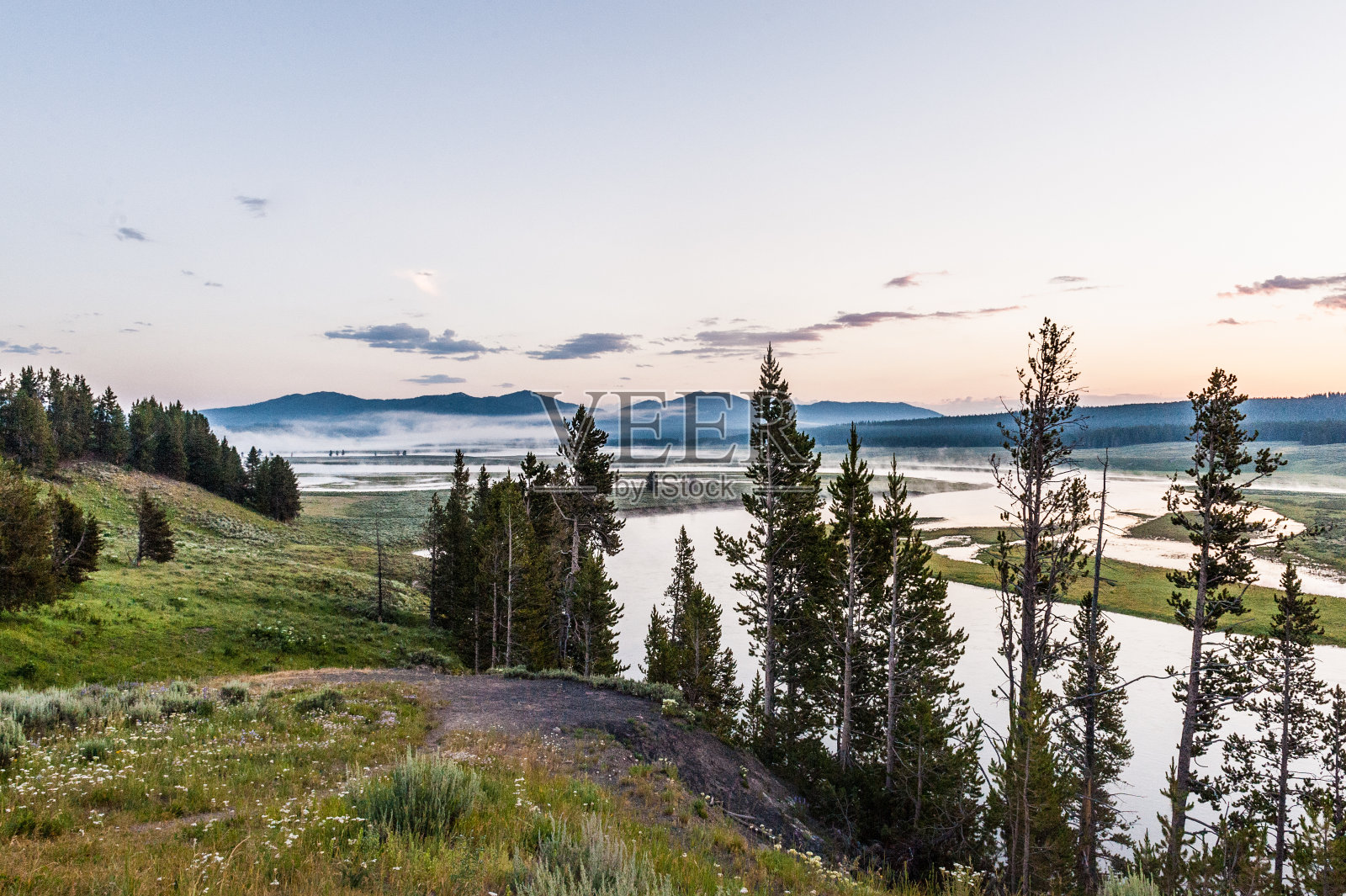 海登谷黄石河景观照片摄影图片