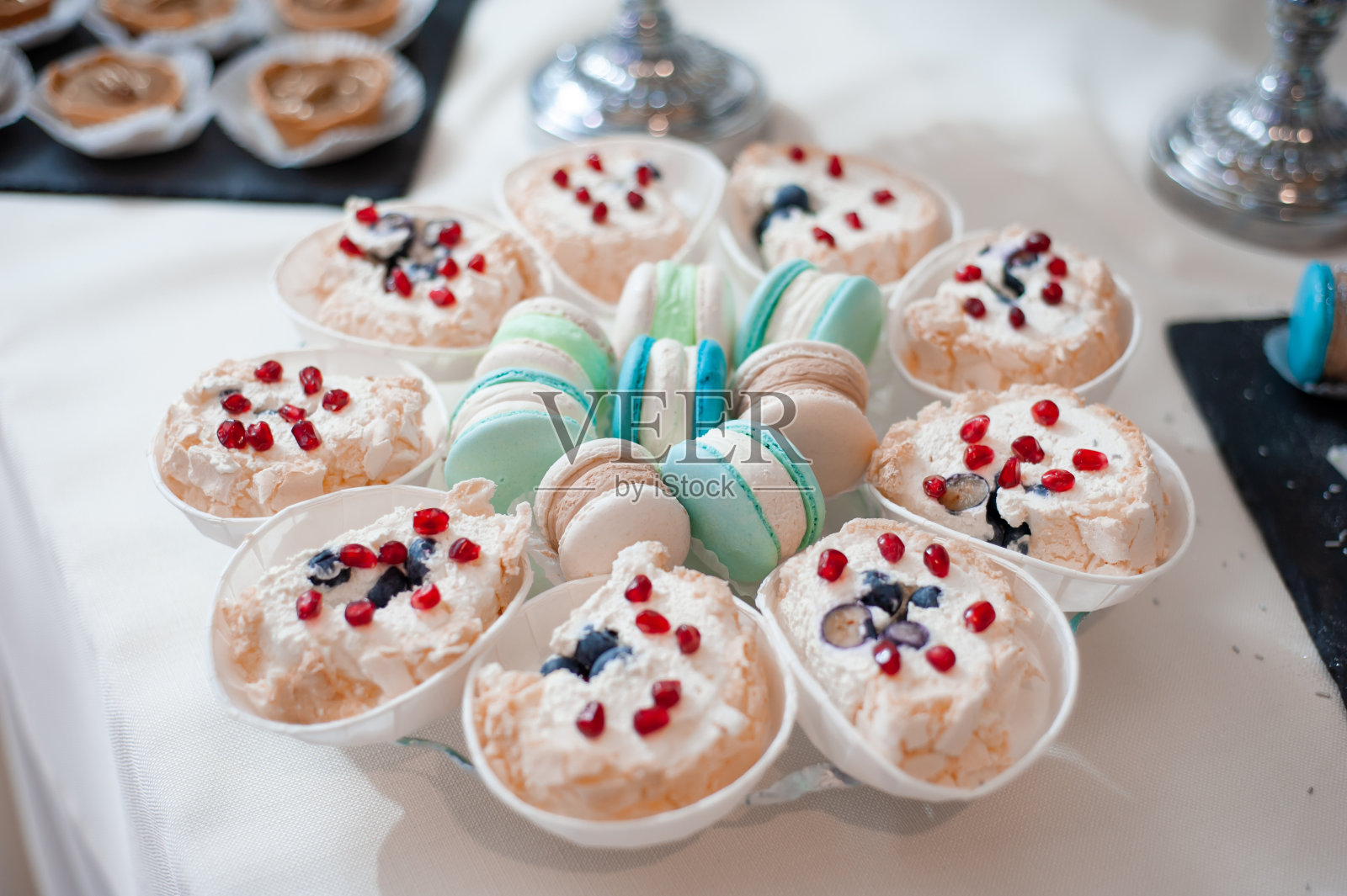美味的婚宴糖果棒甜点桌照片摄影图片