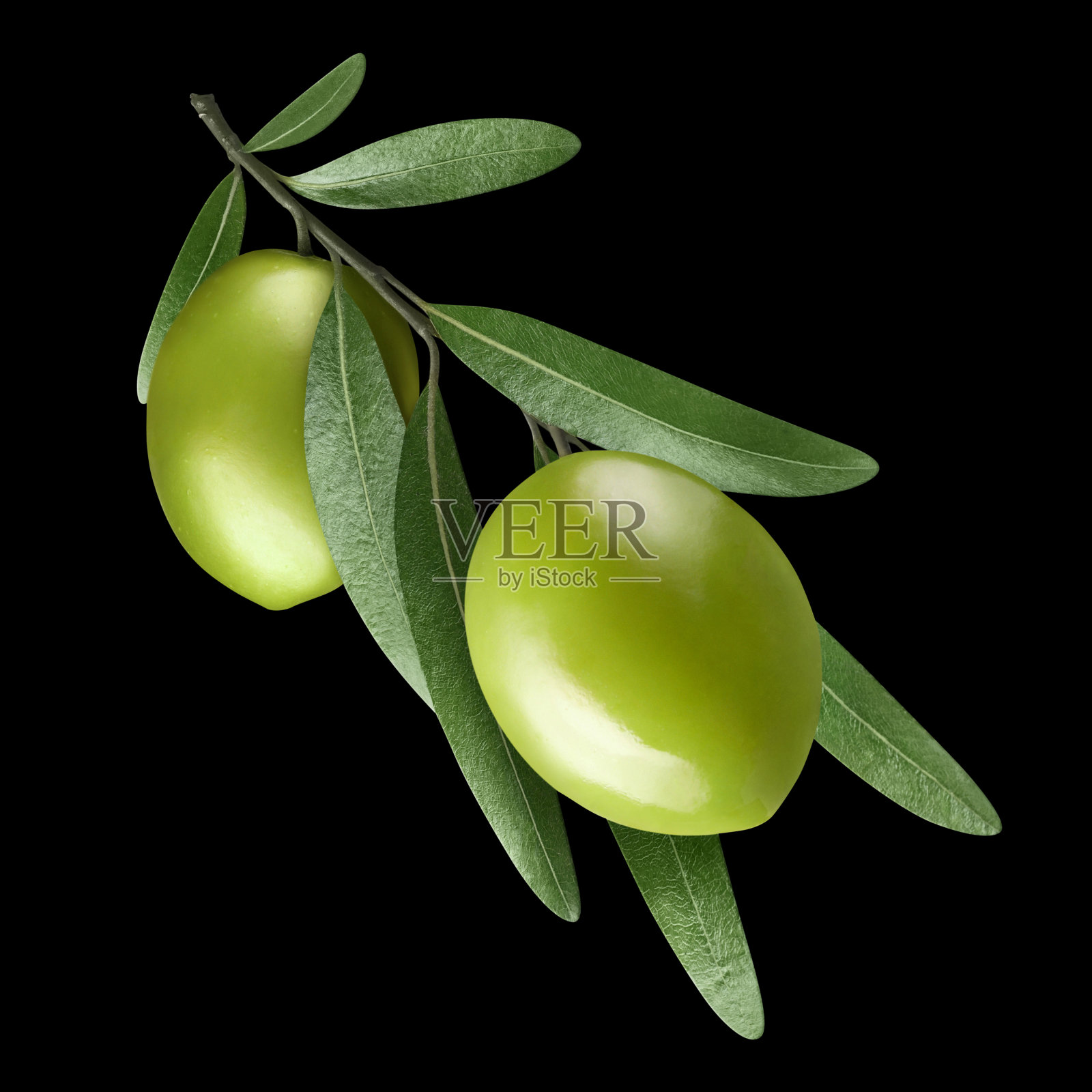 美味的橄榄枝在黑色照片摄影图片