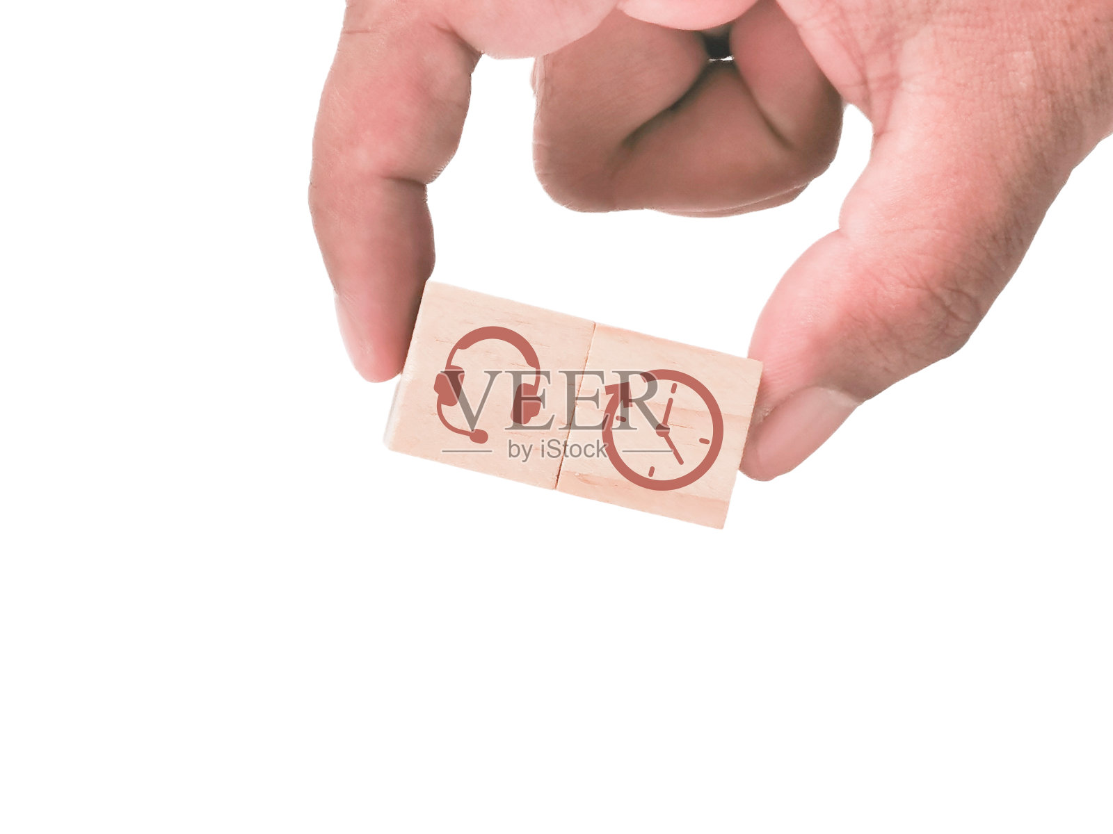 白色背景下木制方块上的客户支持图标。照片摄影图片