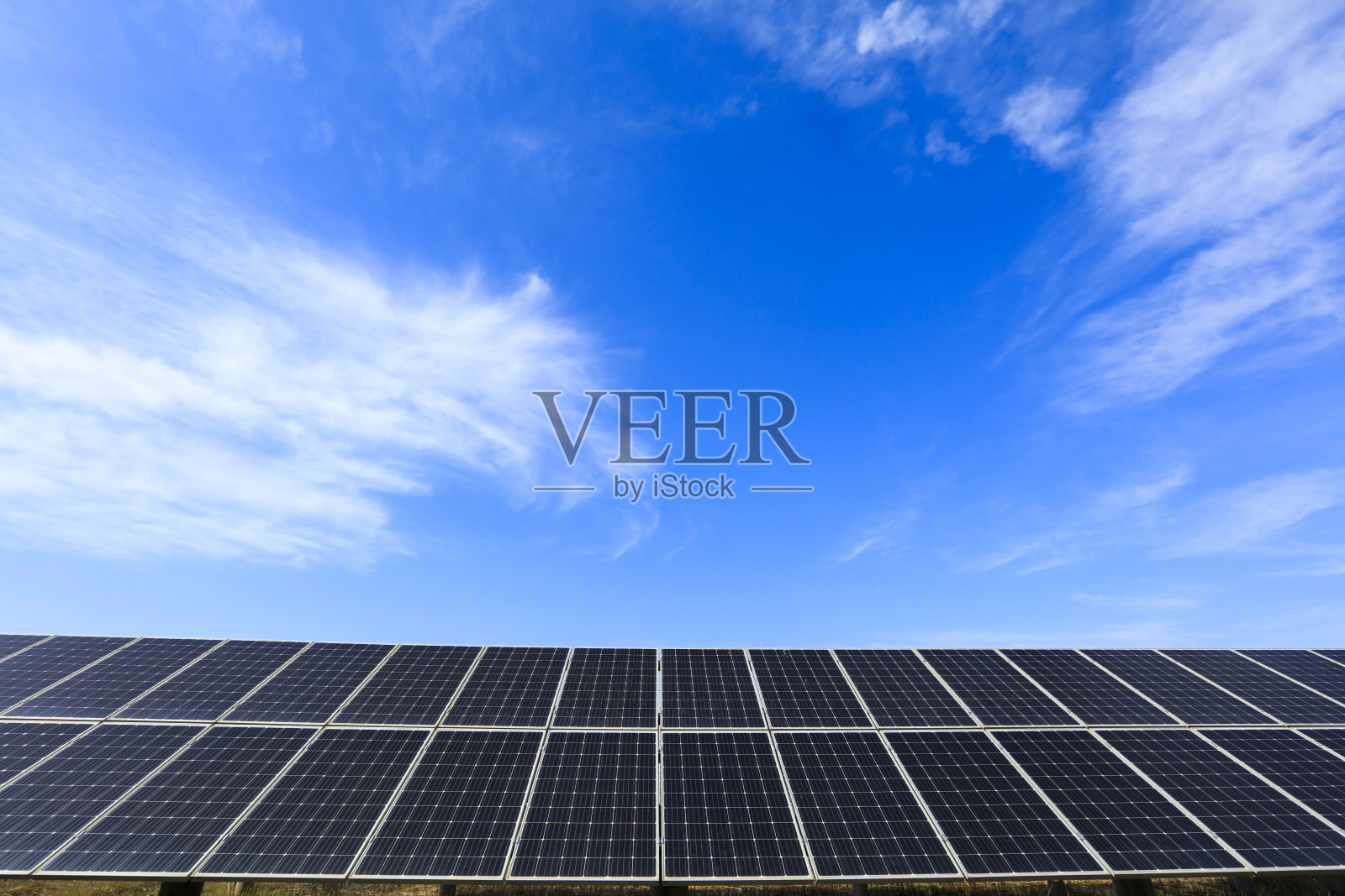 太阳能光伏发电系统，照片摄影图片