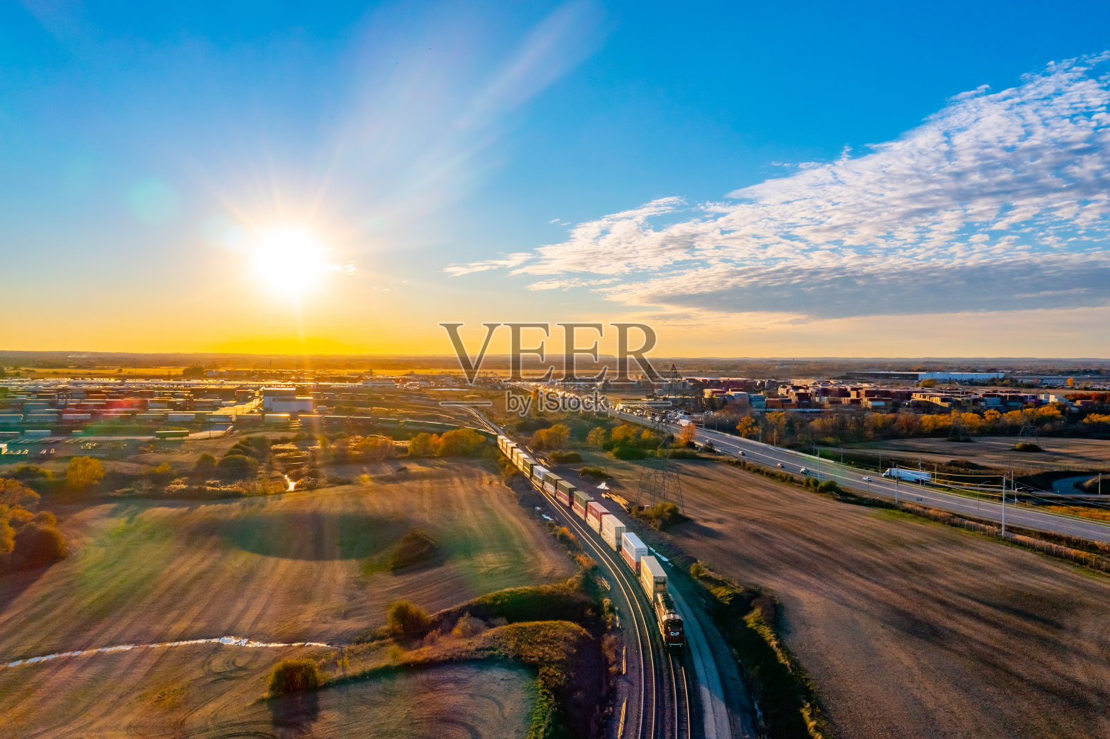 加拿大克莱因堡的加拿大太平洋铁路公司沃恩联运码头照片摄影图片