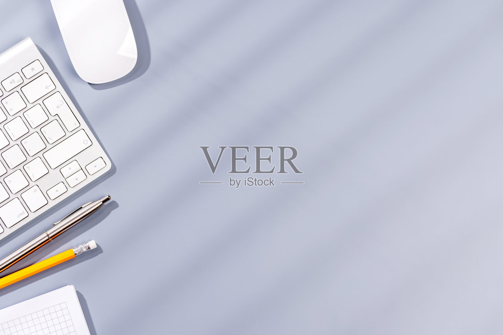 俯视图商务办公桌照片摄影图片