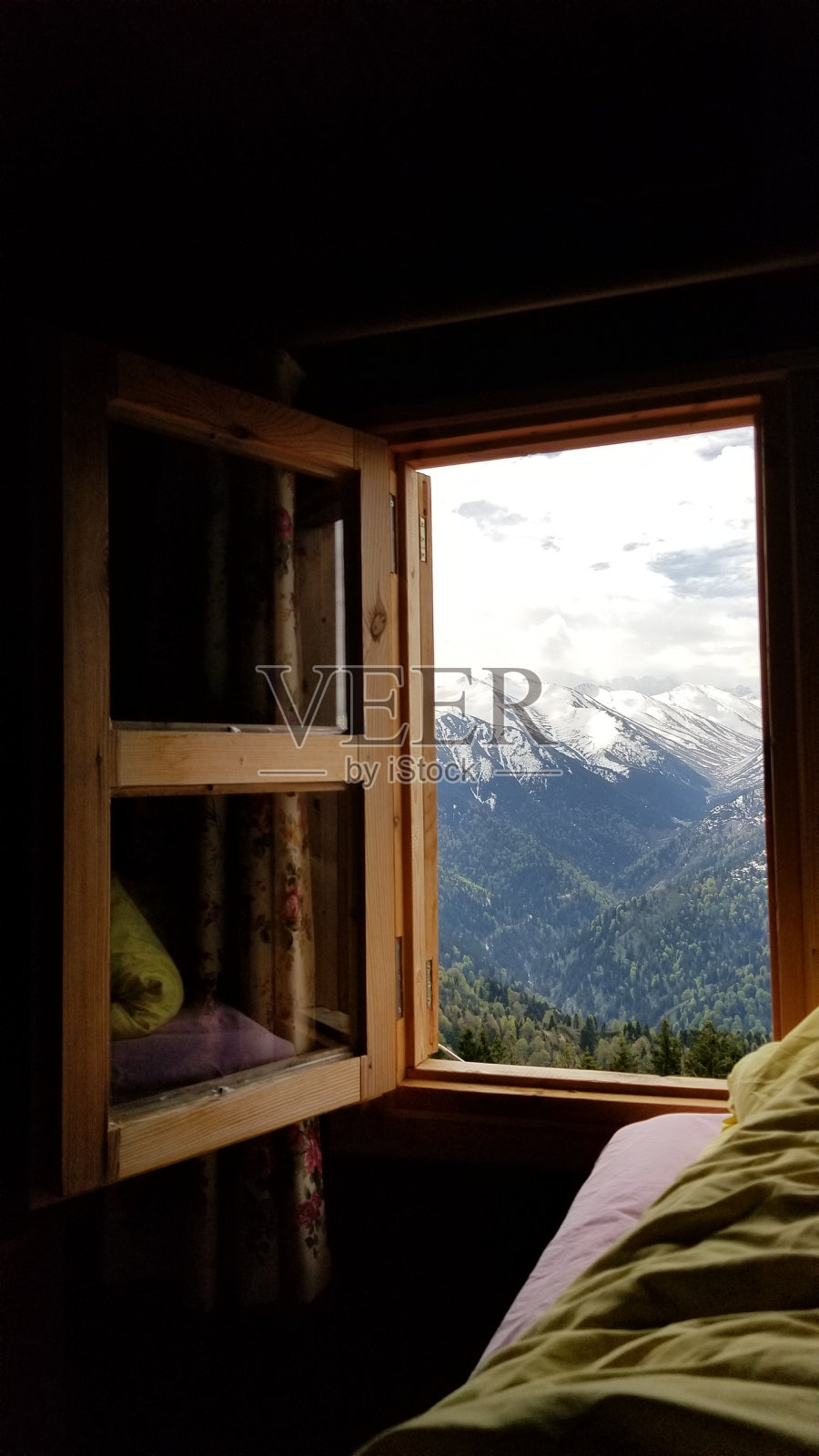 雪山景观从框架照片摄影图片
