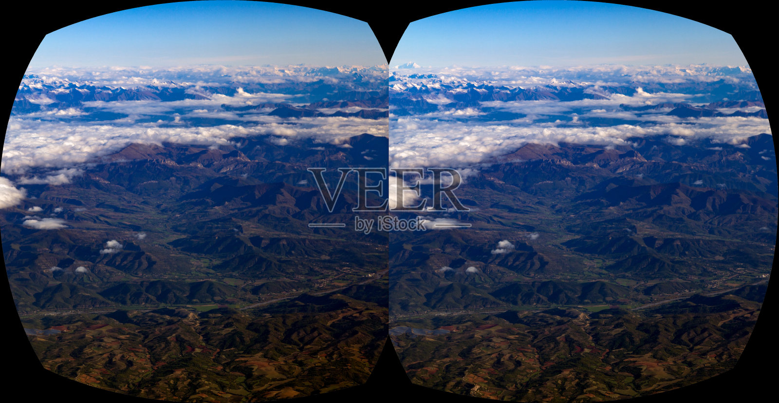 法国阿尔卑斯山空中立体VR照片摄影图片