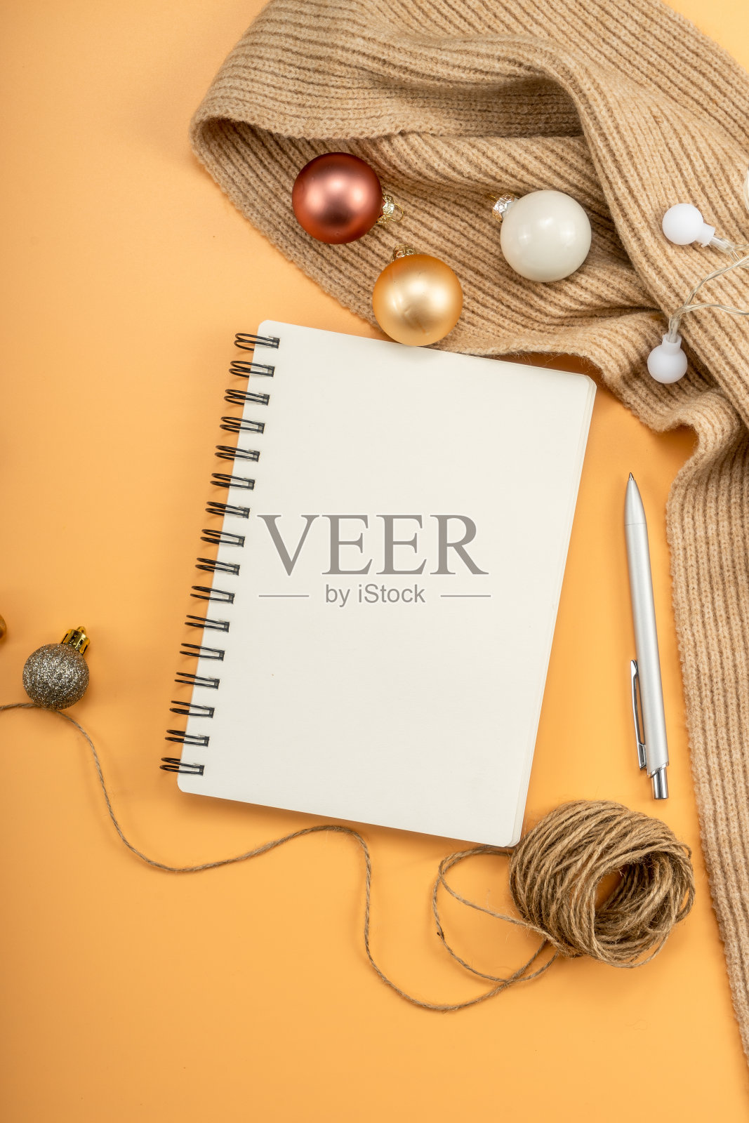 圣诞背景空白笔记本，装饰。文本空格。照片摄影图片