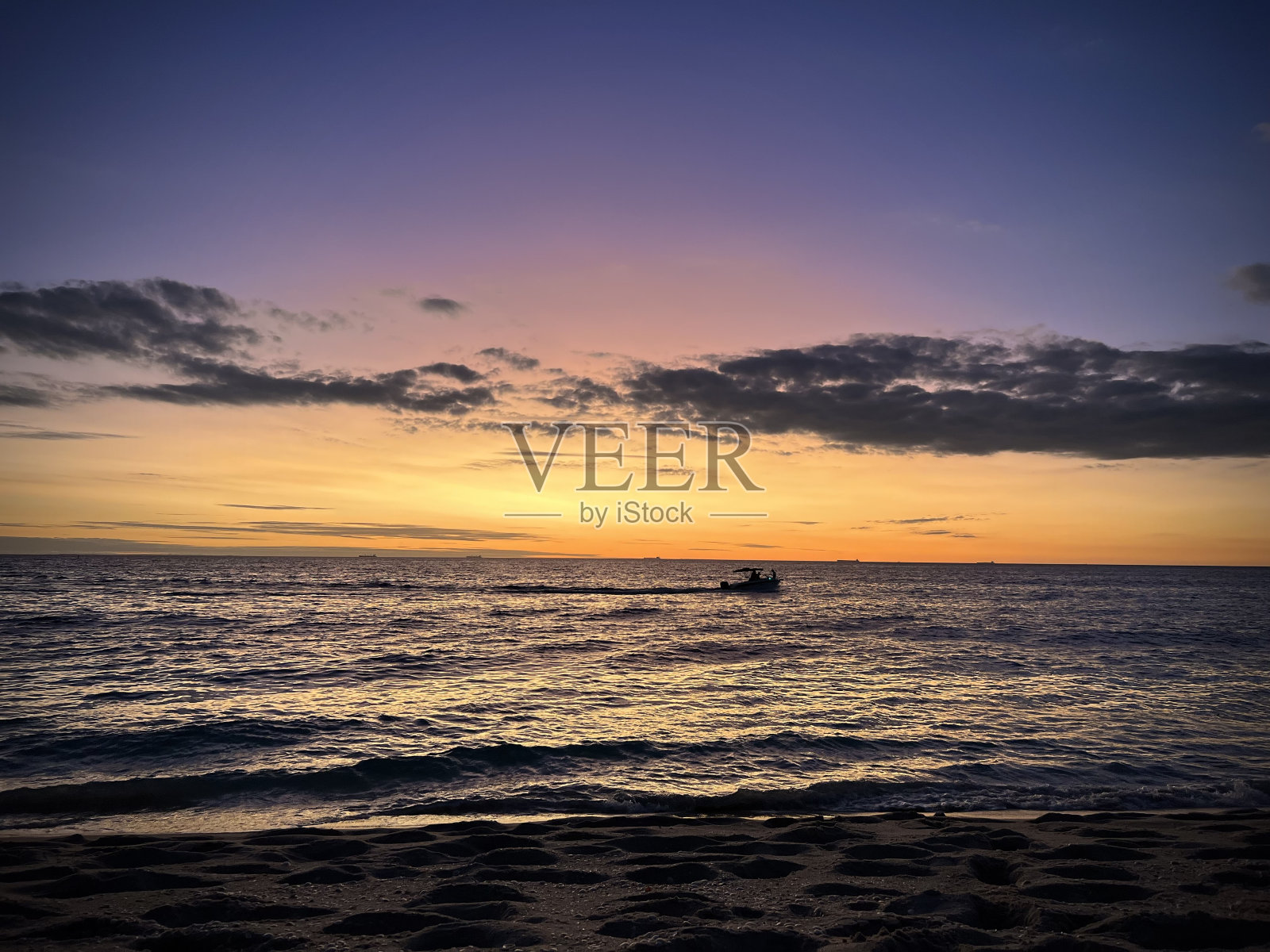 西澳大利亚印度洋上的日落照片摄影图片