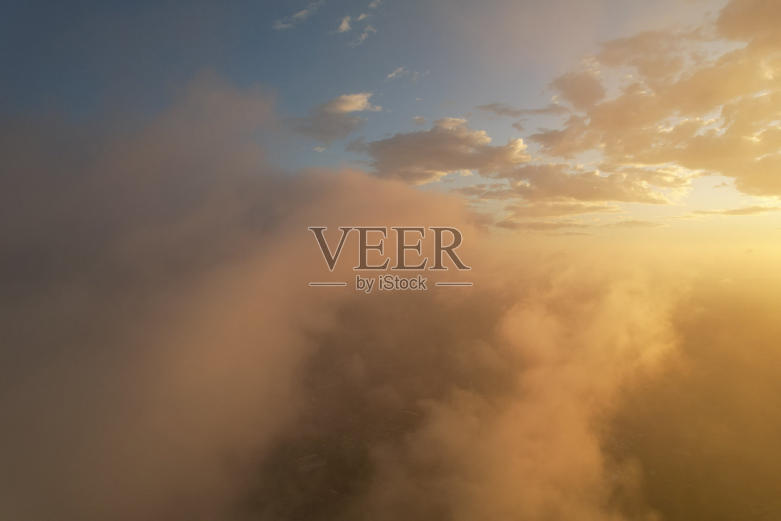 蓬松的云橙色照片摄影图片