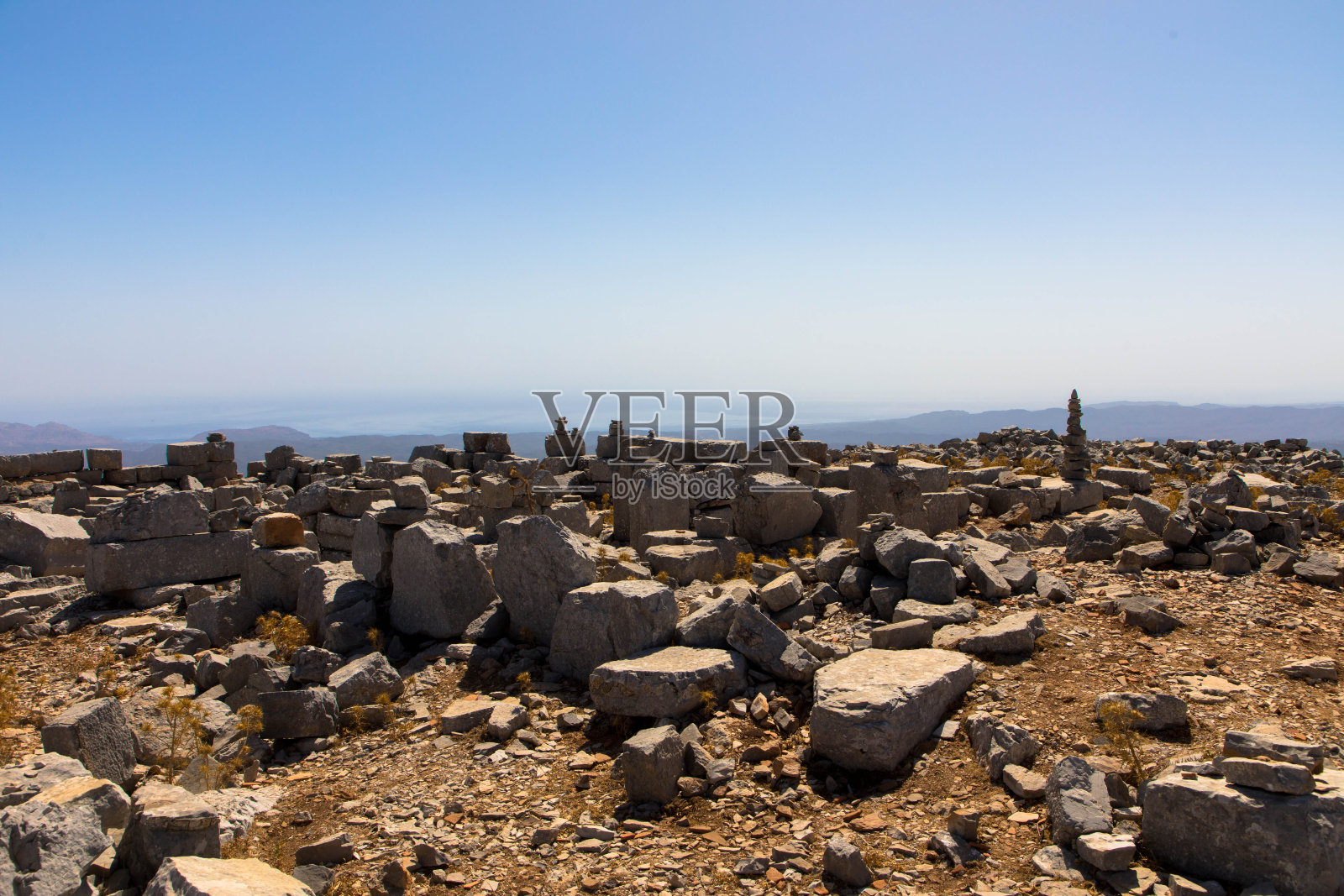 希腊罗德岛阿塔维罗斯山上的宙斯神庙照片摄影图片