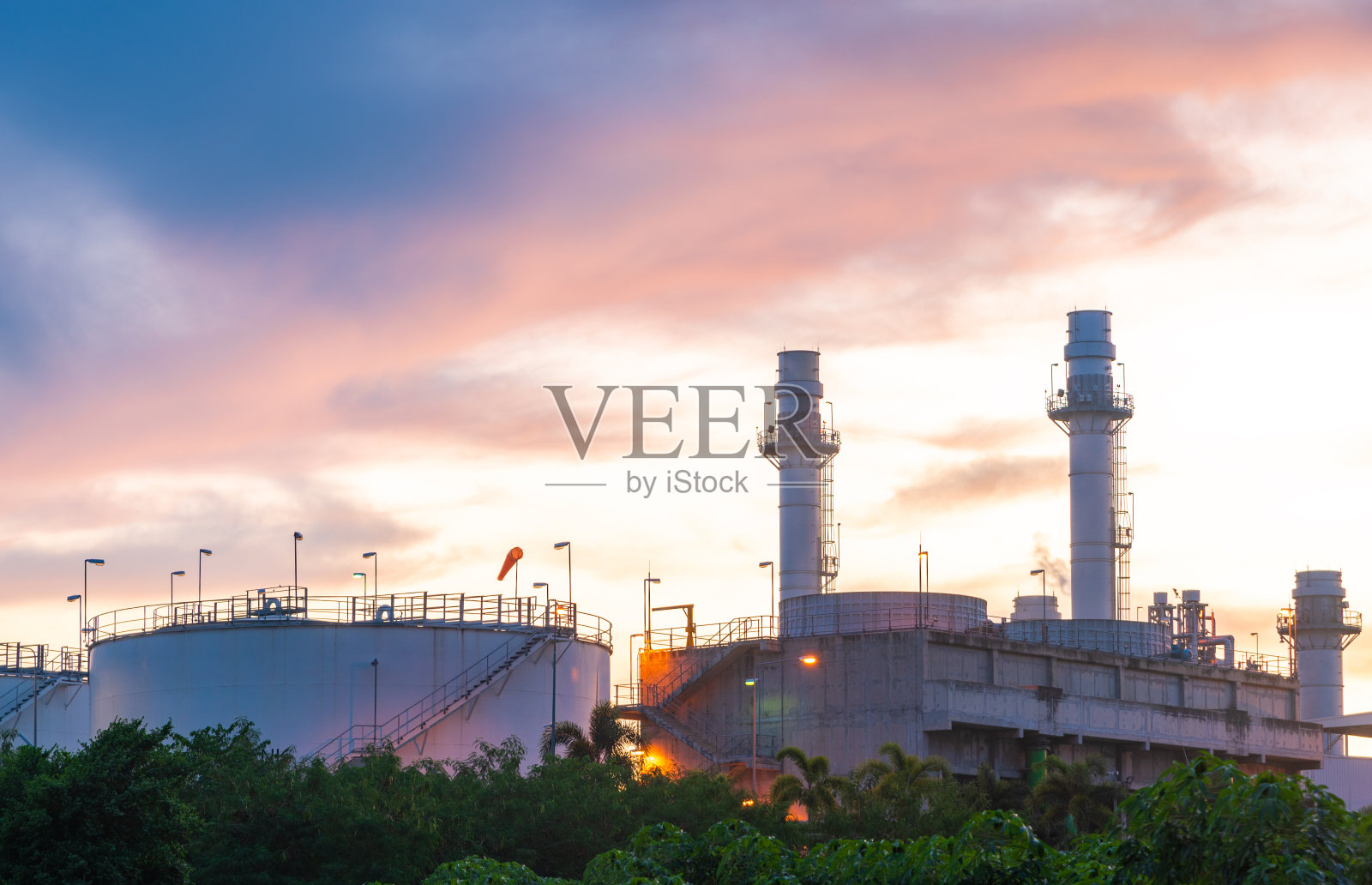 天然气发电厂照片摄影图片