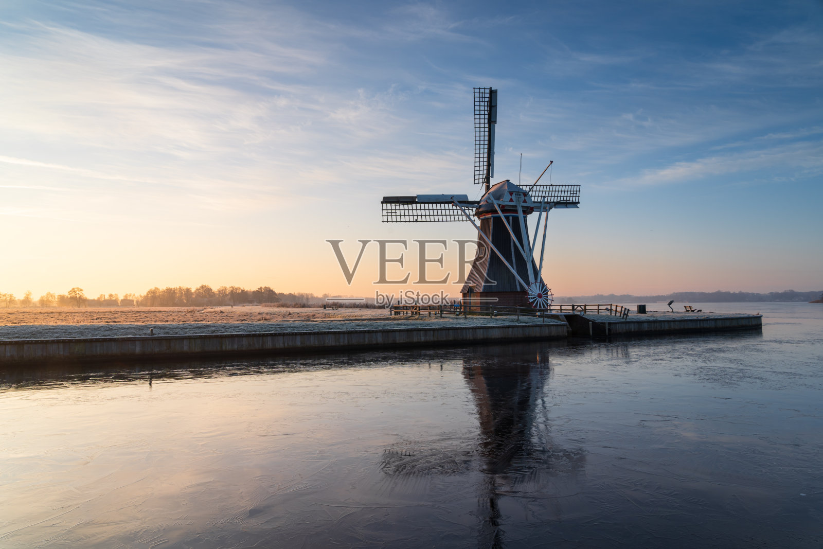 风车日出照片摄影图片