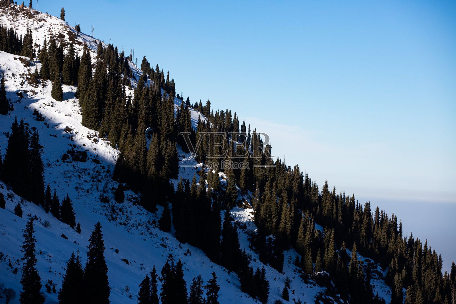 冬季雪山照片摄影图片