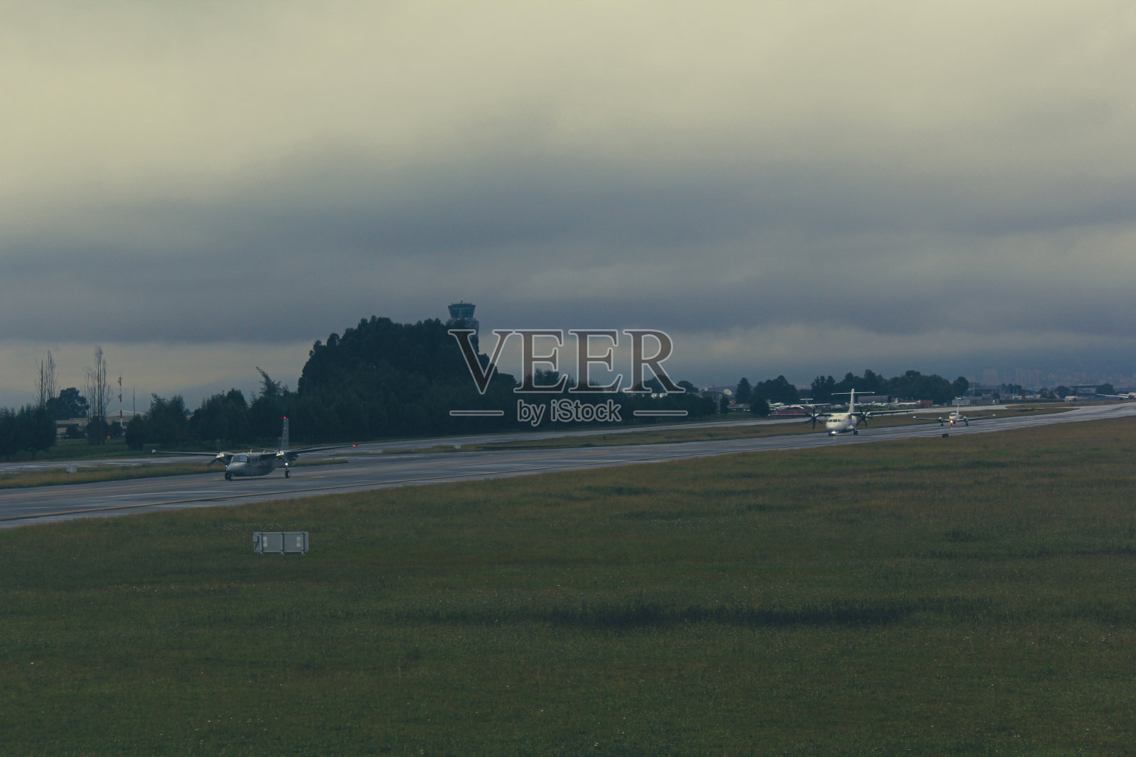 飞行秩序照片摄影图片