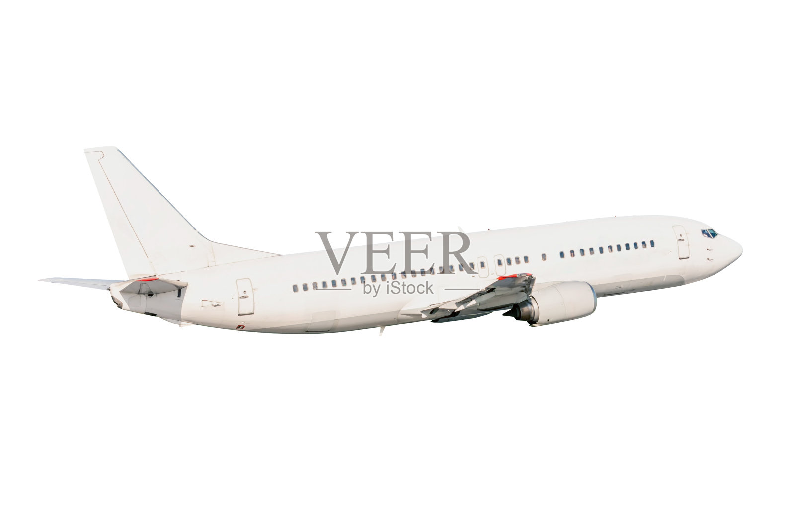 客机在白色背景下单独飞行照片摄影图片