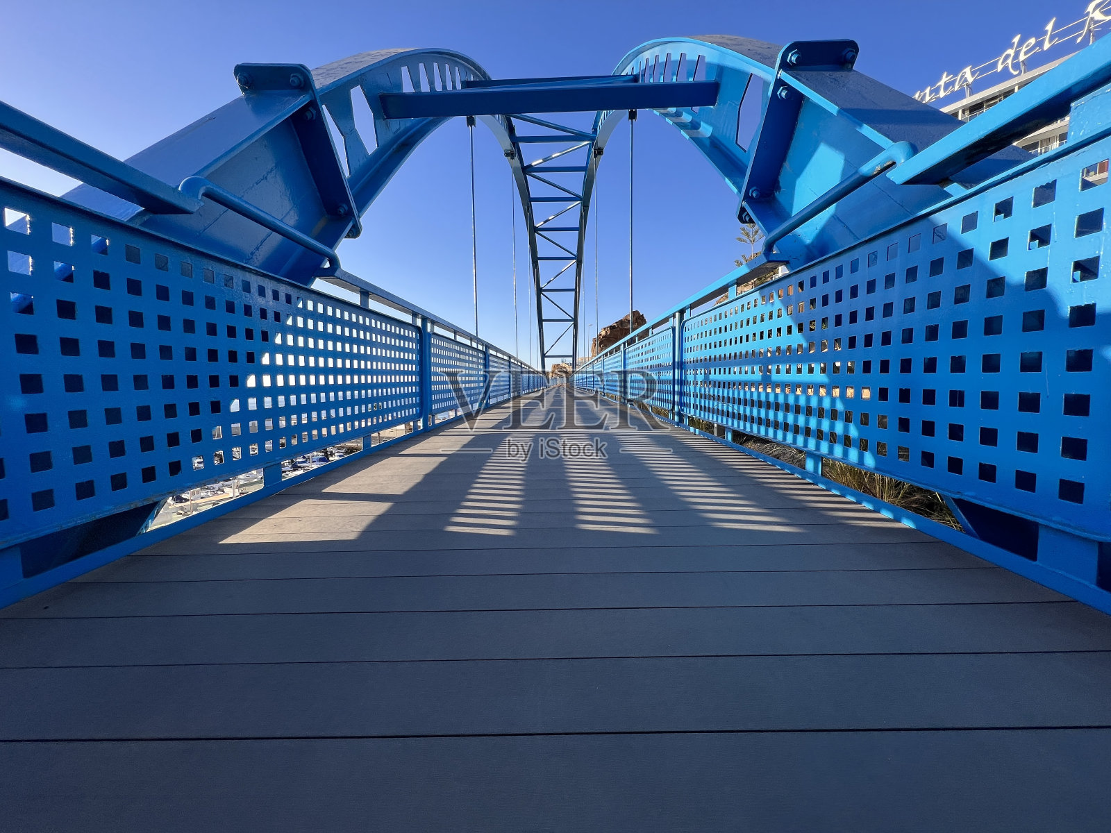 蓝色的桥照片摄影图片