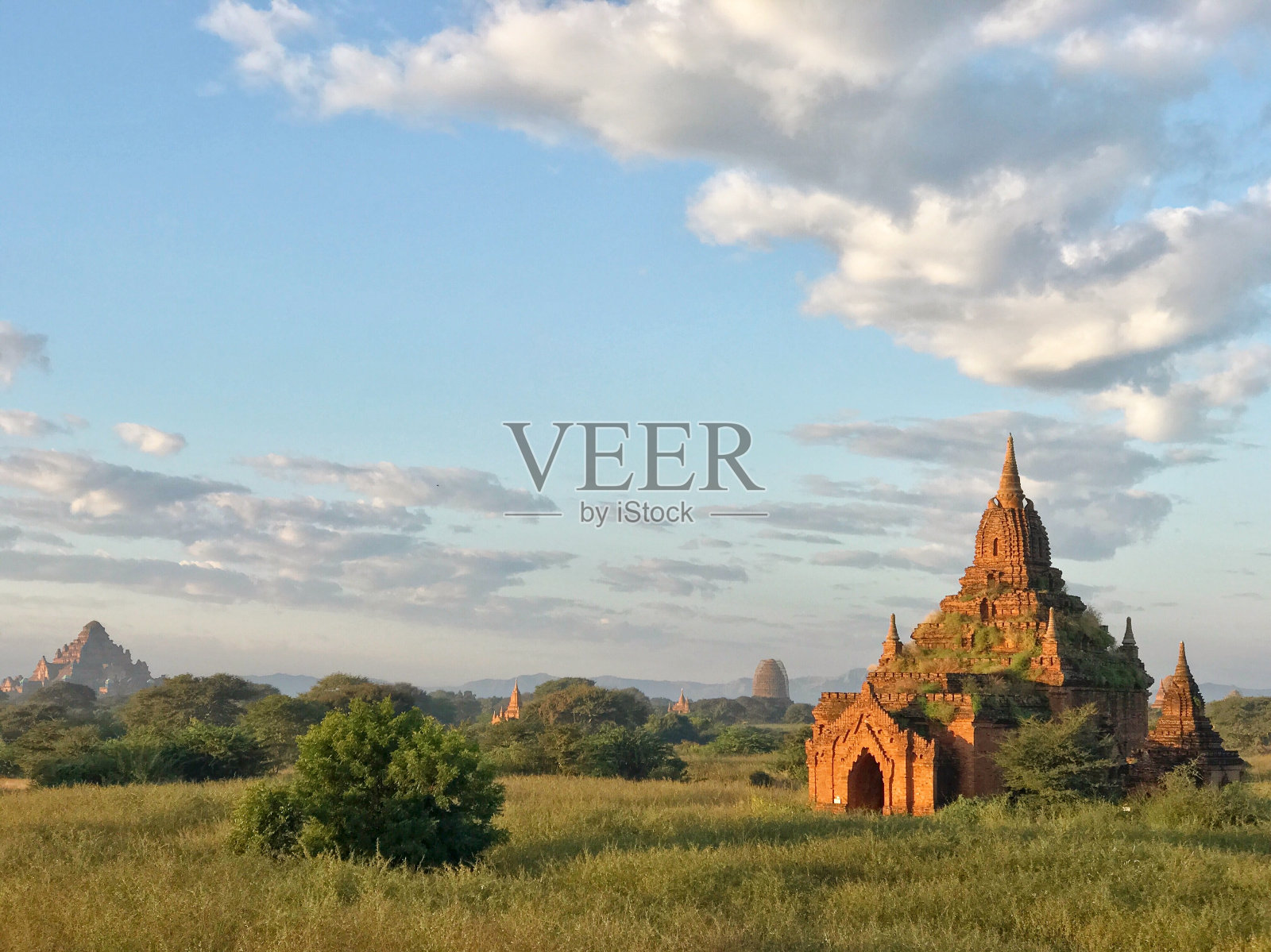 蒲甘的早晨照片摄影图片