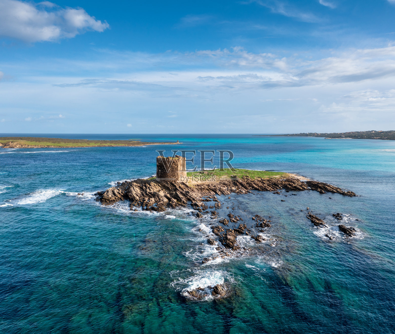 撒丁岛海岸斯丁蒂诺附近的佩洛萨瞭望塔照片摄影图片