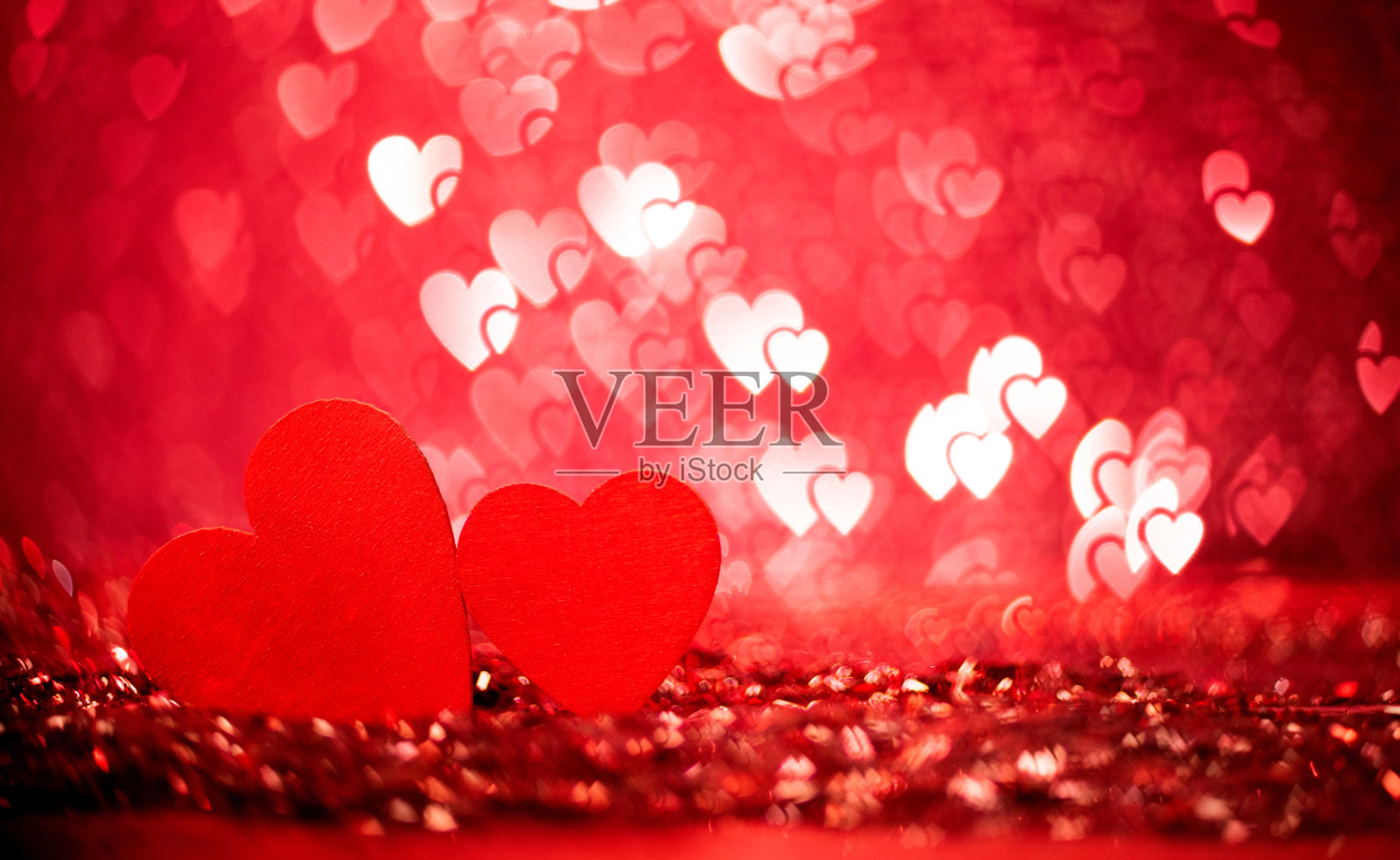 离焦背景与心形照片摄影图片