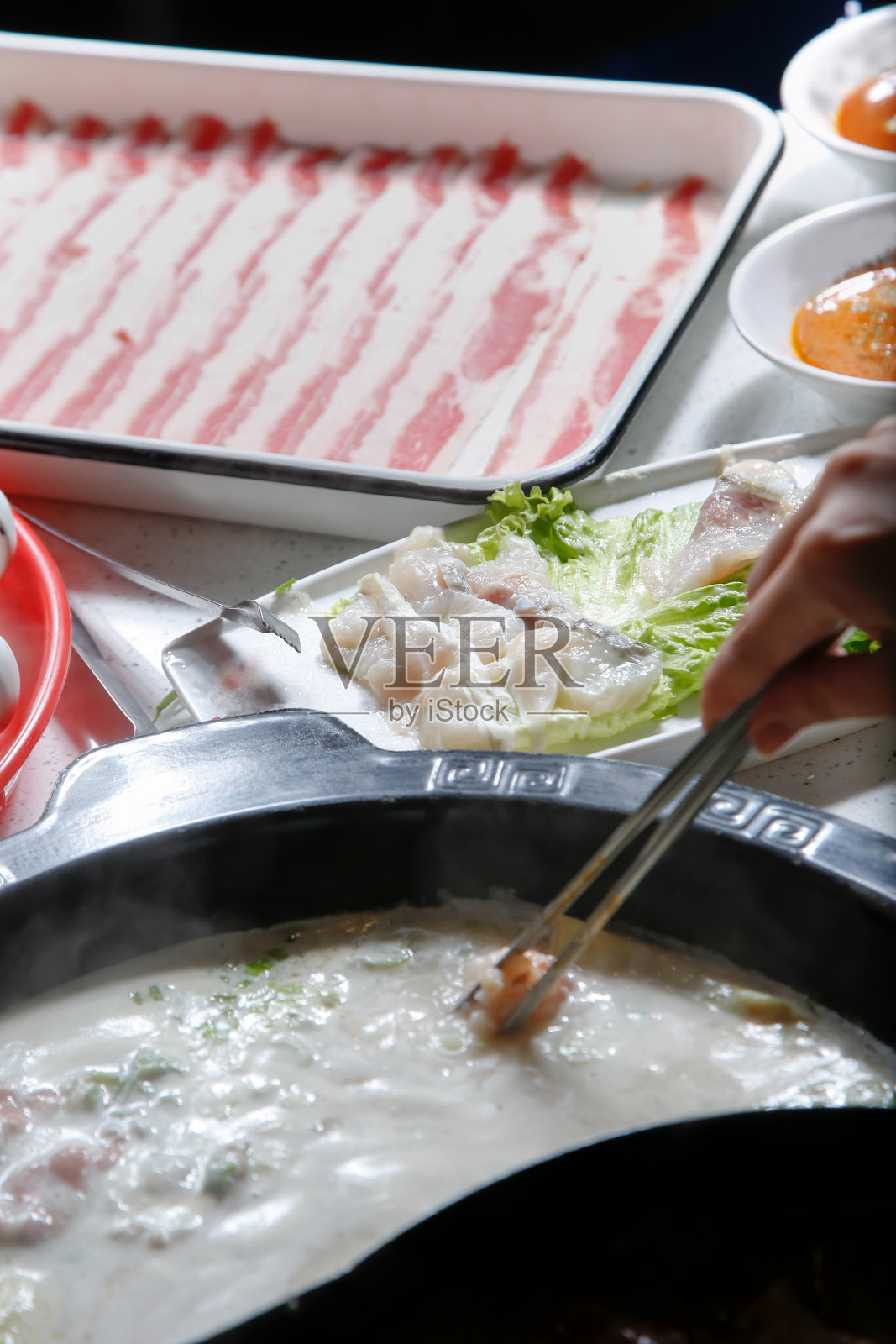 火锅餐照片摄影图片