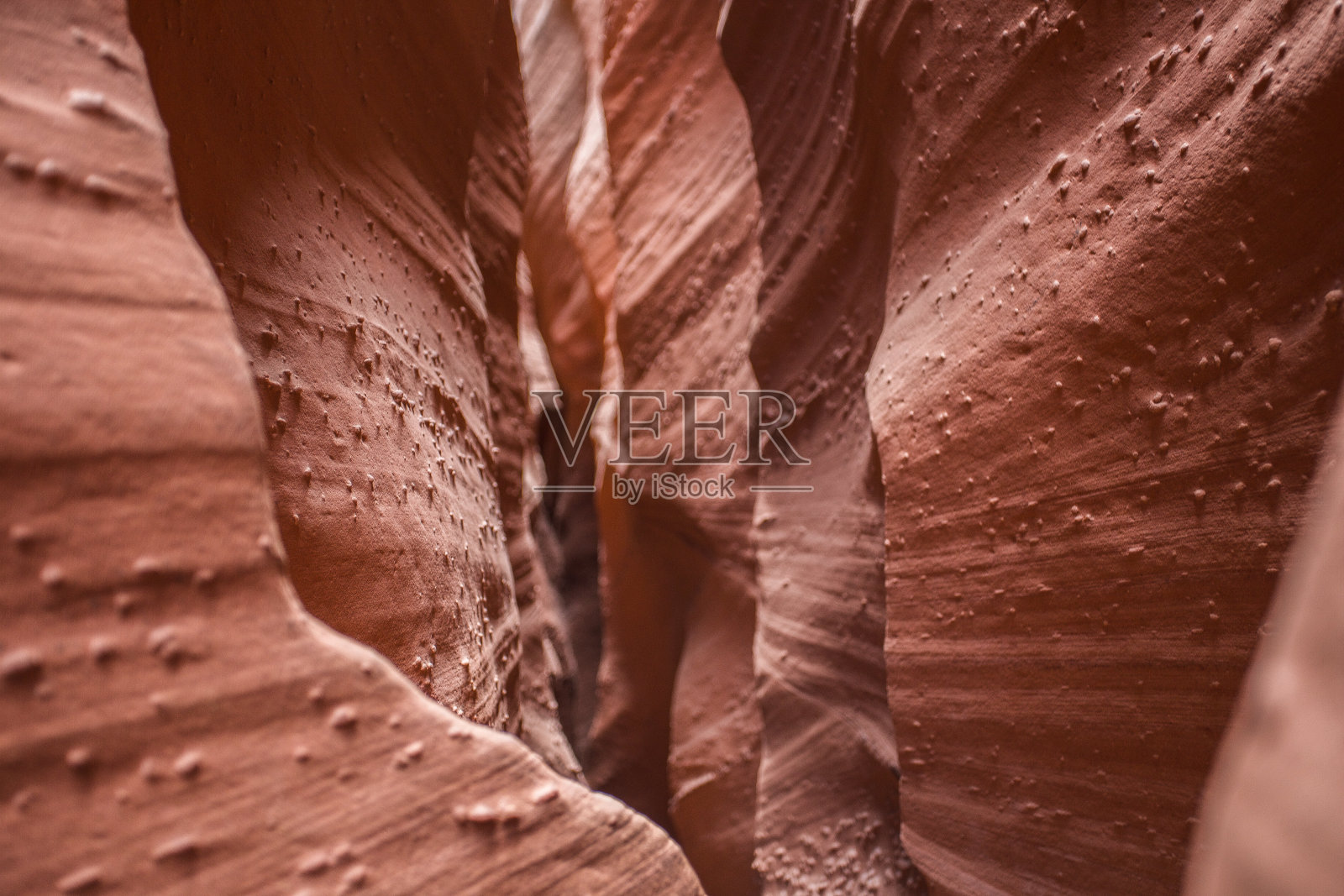 穿越狭缝峡谷照片摄影图片