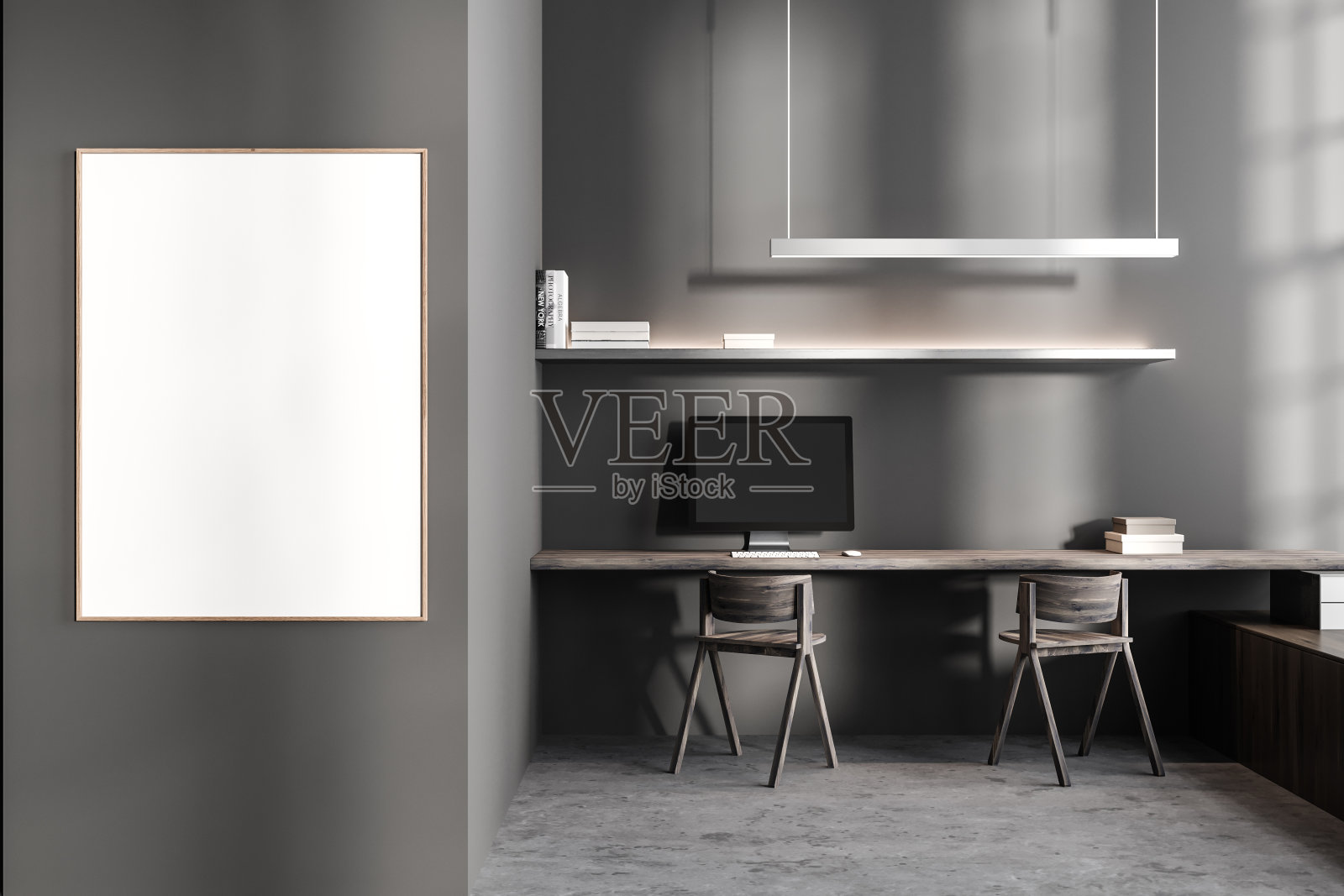 灰色的商业内部与pc电脑和书架与书籍。模型框架照片摄影图片