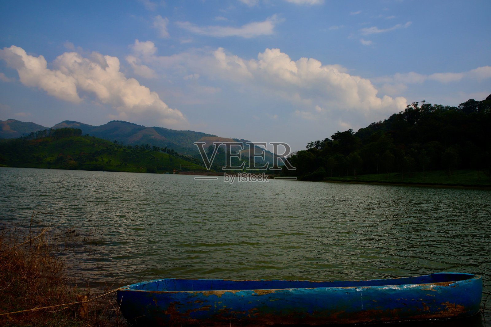 Anayirankal湖上的船照片摄影图片