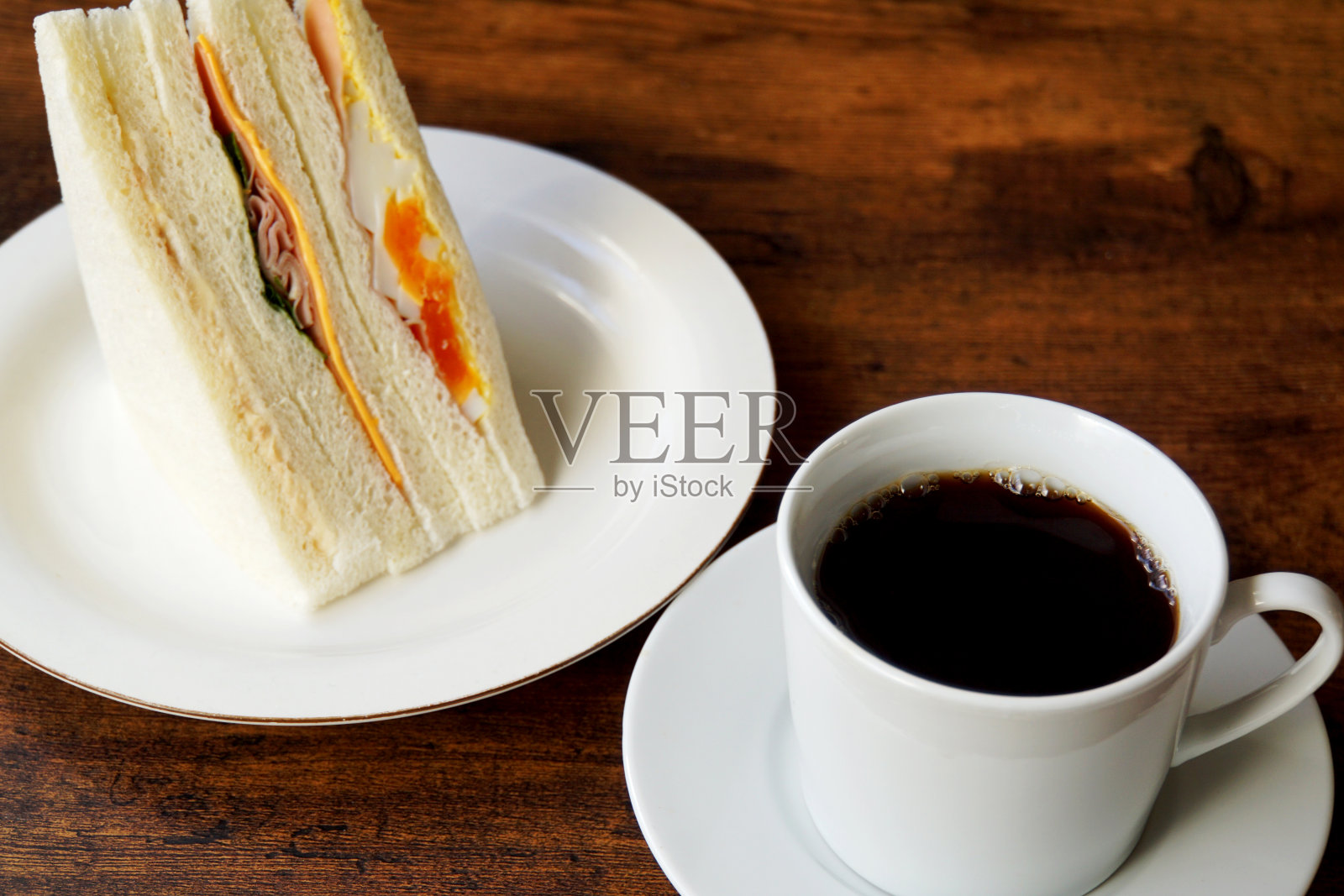 咖啡和食物。照片摄影图片