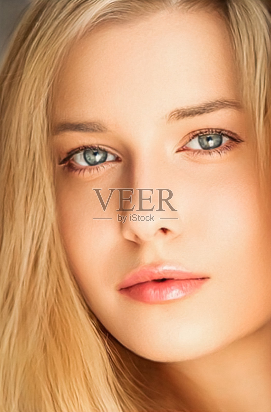 自然的美丽和素颜的样子，美丽的年轻女性作为护肤化妆品和女性化的品牌概念，面部肖像照片摄影图片