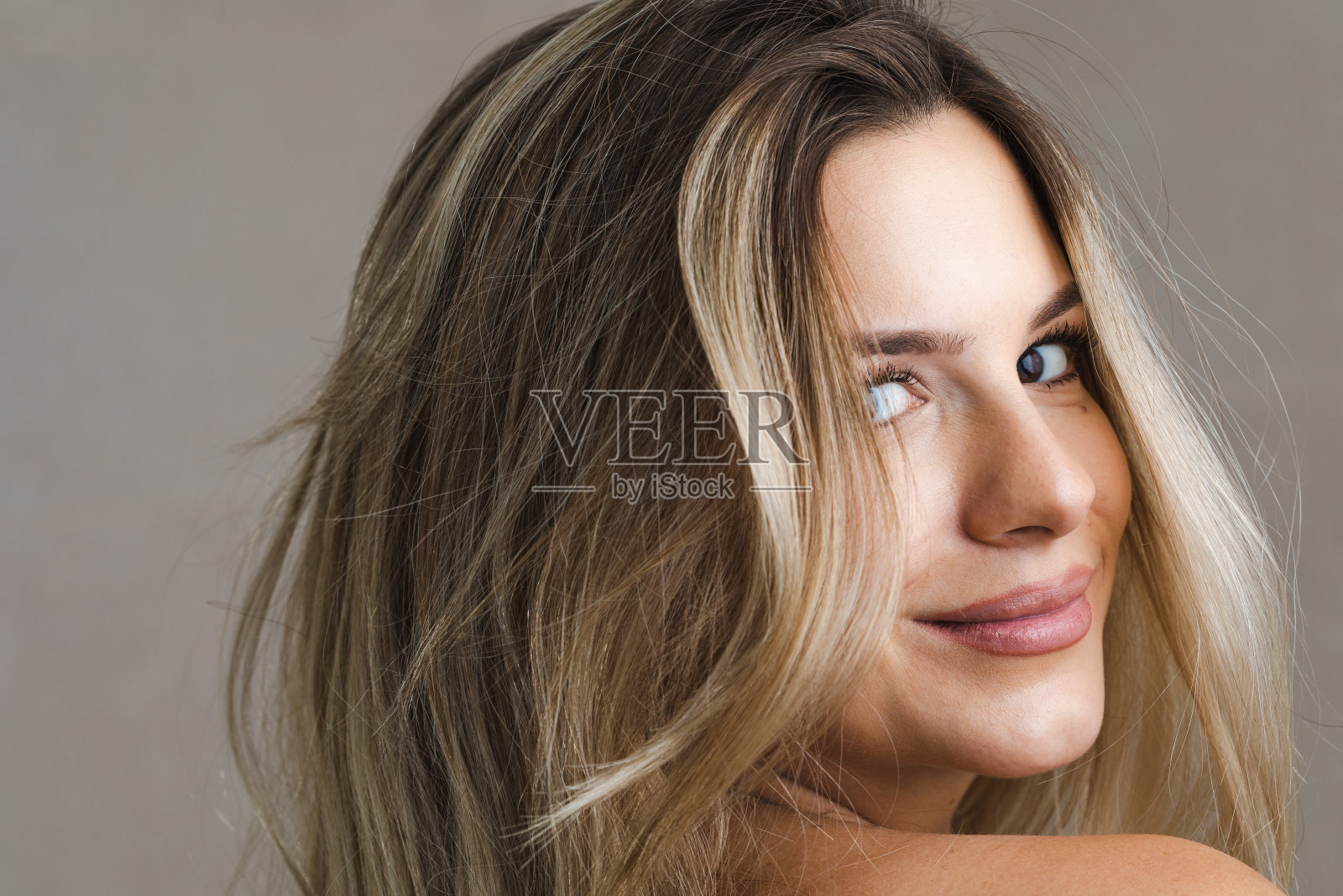 一个女人的肖像照片摄影图片