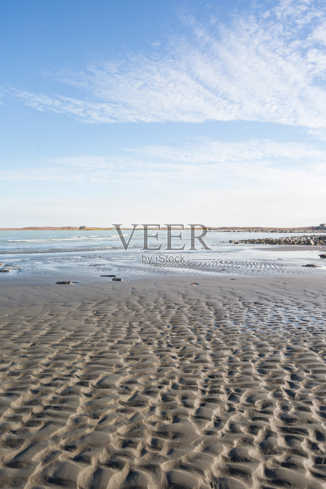 巴尔喀什湖岸边景观。哈萨克斯坦照片摄影图片